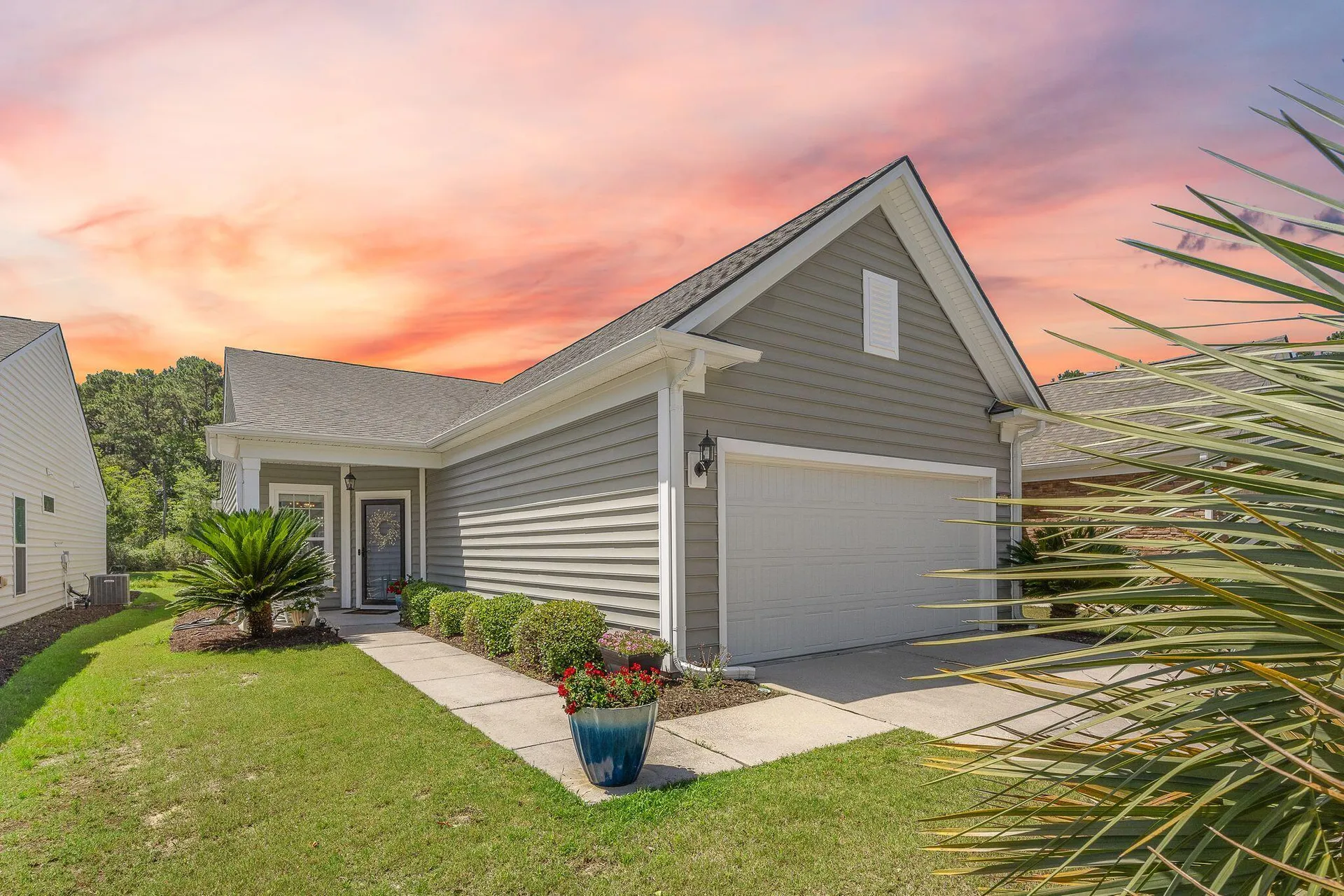 Property image 2 at 546 Sea Foam Street, Summerville, SC 29486
