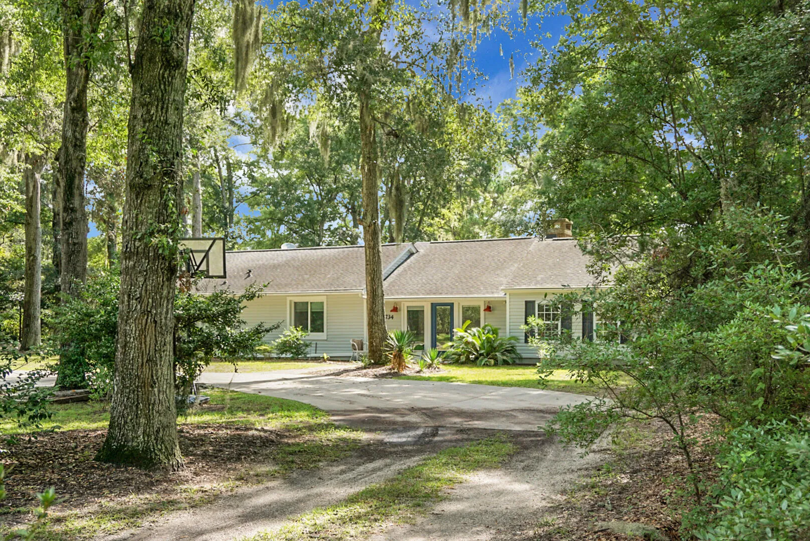 Property image 4 at 734 Sterling Drive, Charleston, SC 29412