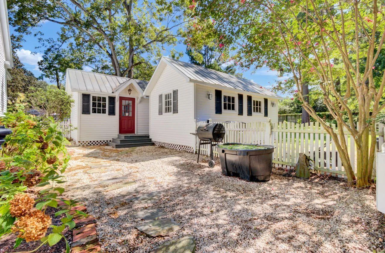 Property image 3 at 411 S Magnolia Street, Summerville, SC 29483