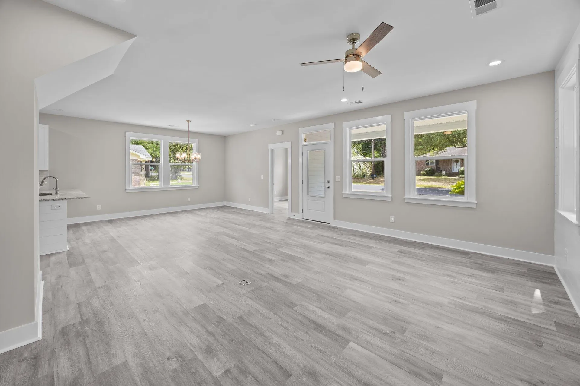 Property image 4 at 125 Ridge Road, Summerville, SC 29485