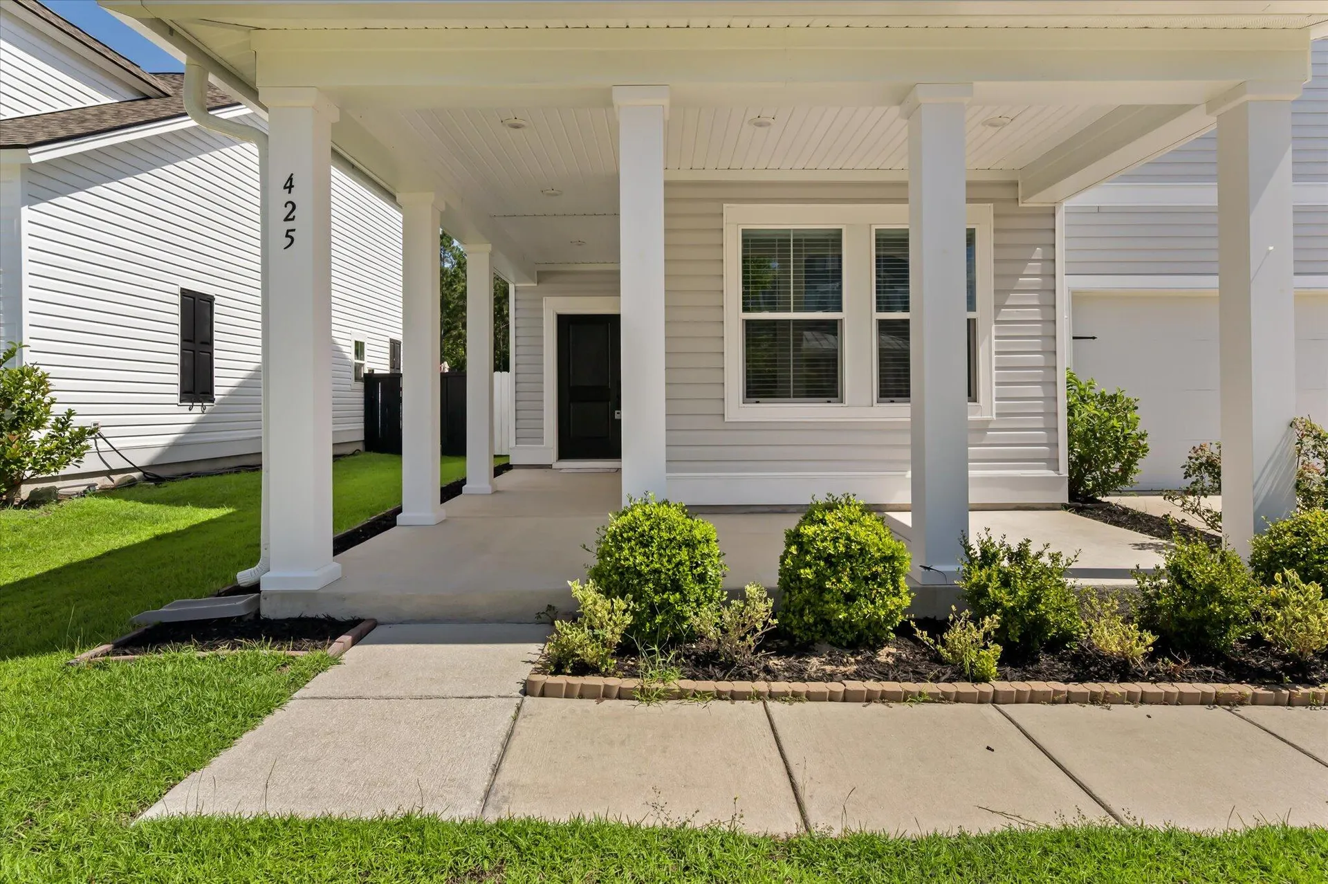 Property image 3 at 425 W Respite Lane, Summerville, SC 29483