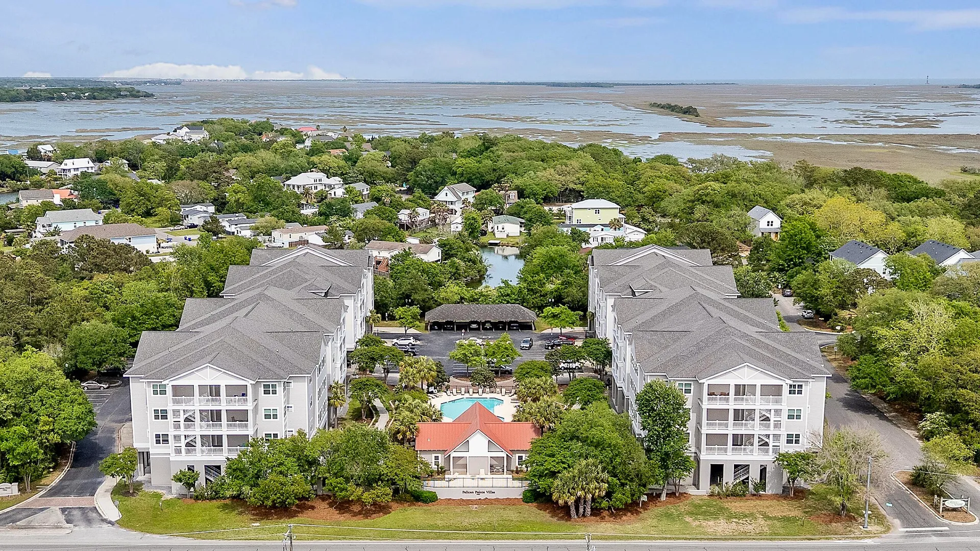 Pelican Pointe Villas, Charleston Community