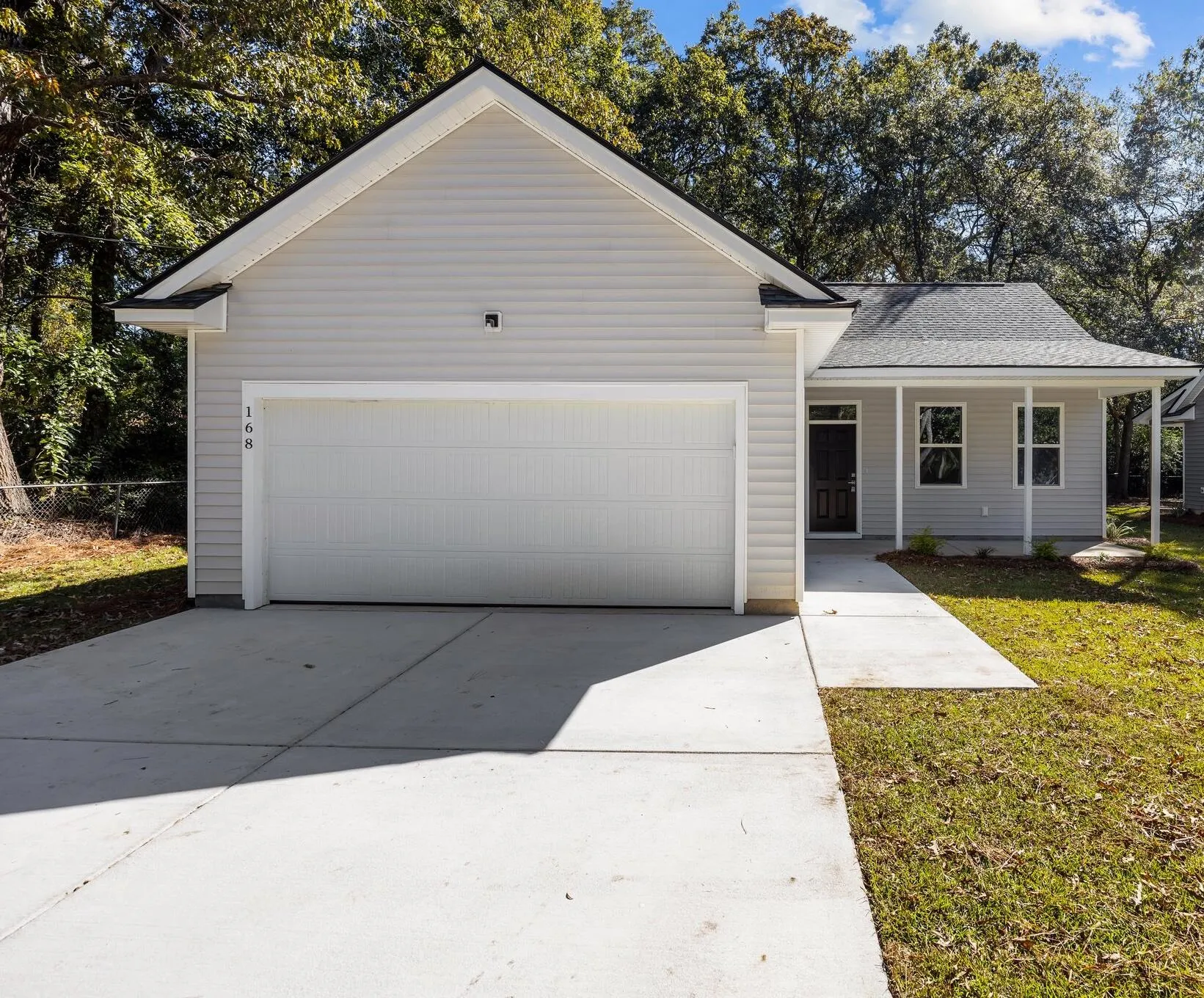 Calomet Valley, Summerville Community