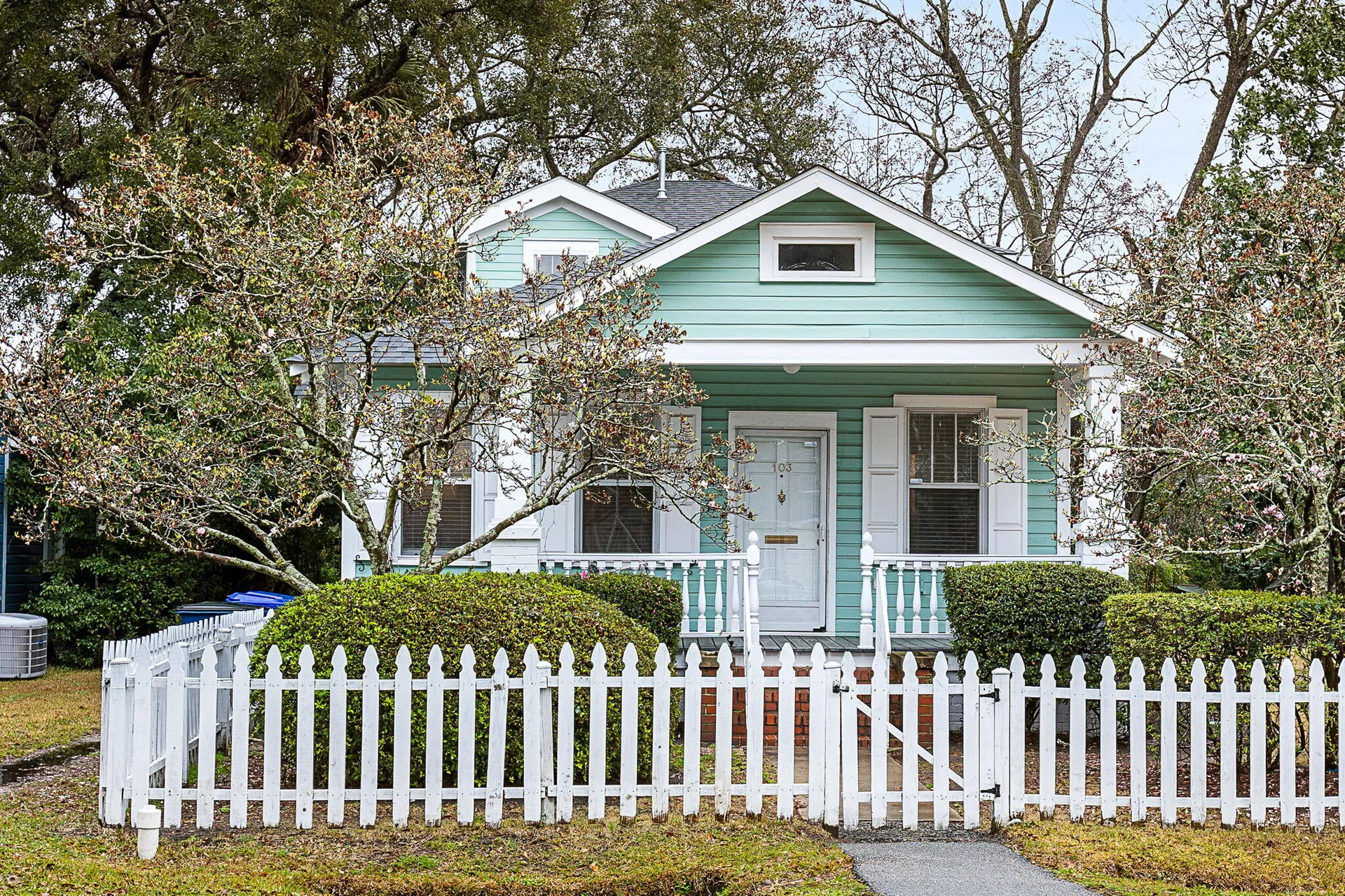 Property image 2 at 103 Tall Oak Avenue, Charleston, SC 29407