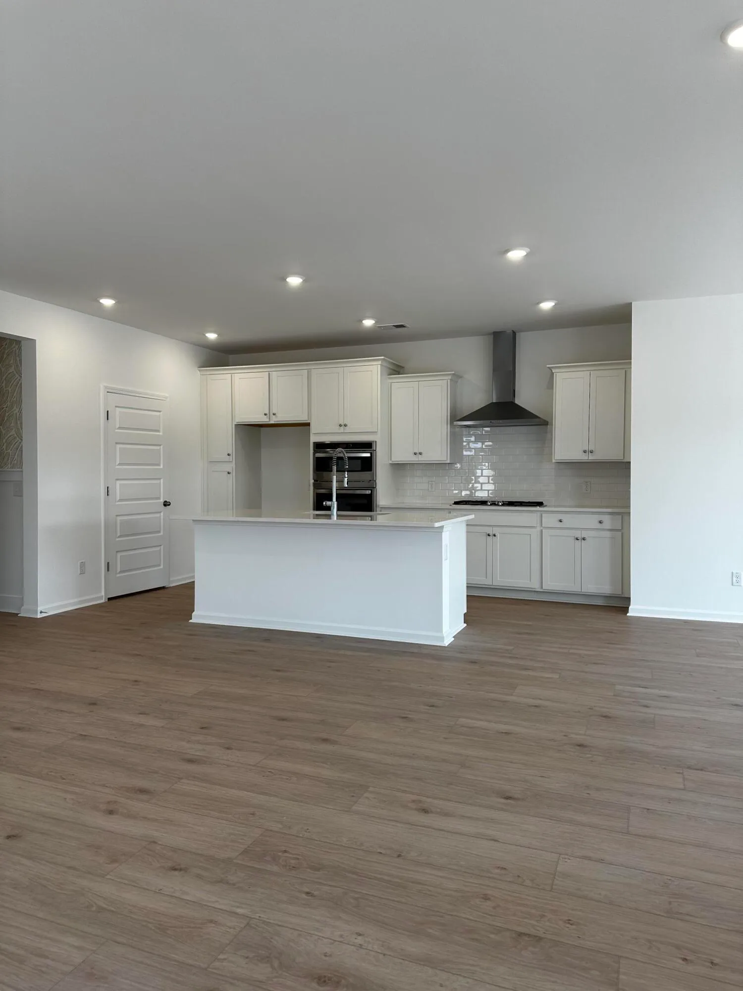 Property image 3 at 124 Ireland Drive, Summerville, SC 29486