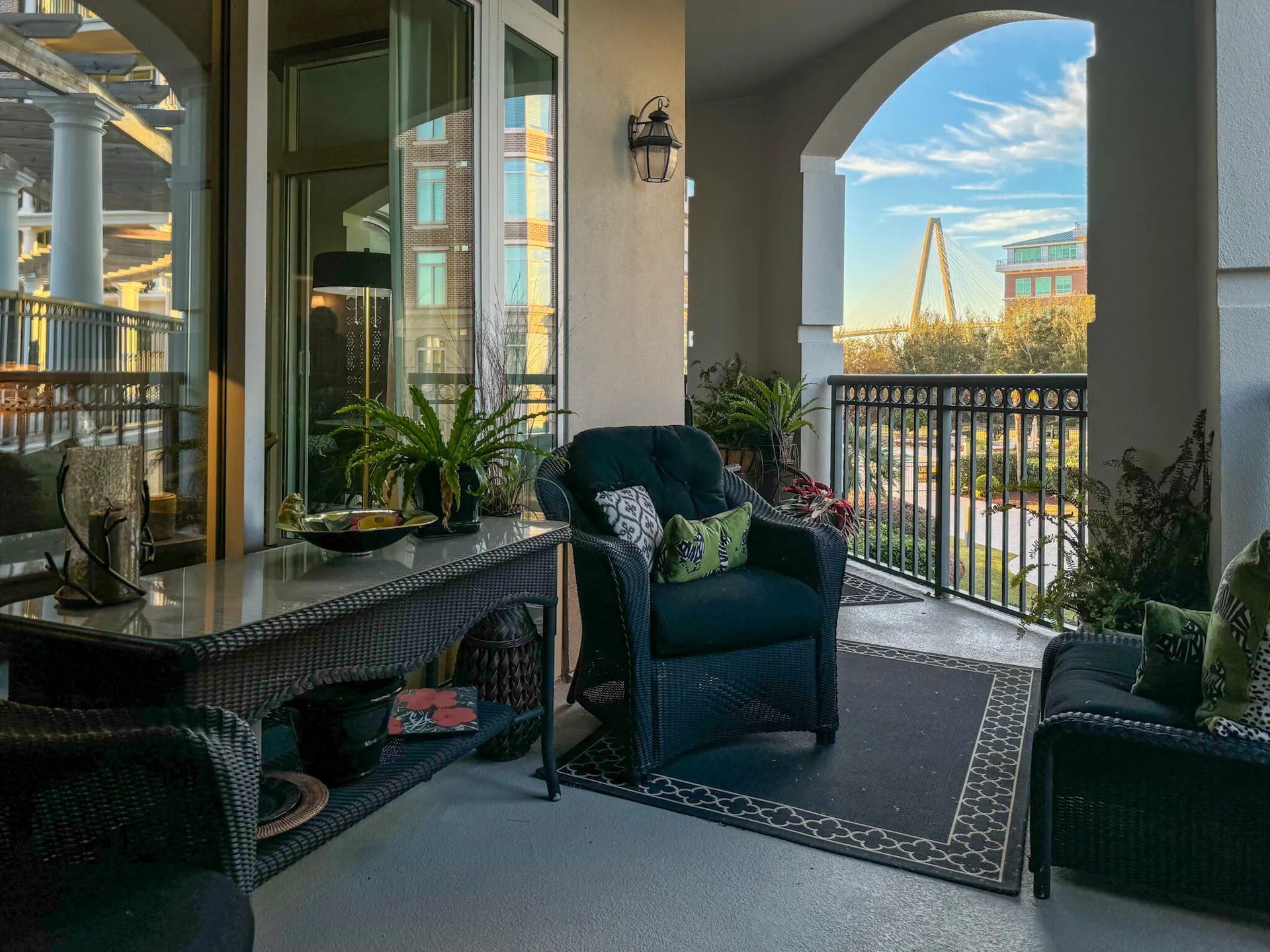 Property image 4 at 221 S Plaza Ct 107, Mount Pleasant, SC 29464
