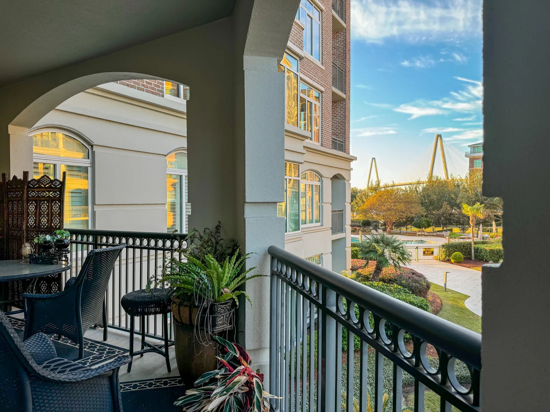 Property image 5 at 221 S Plaza Ct 107, Mount Pleasant, SC 29464