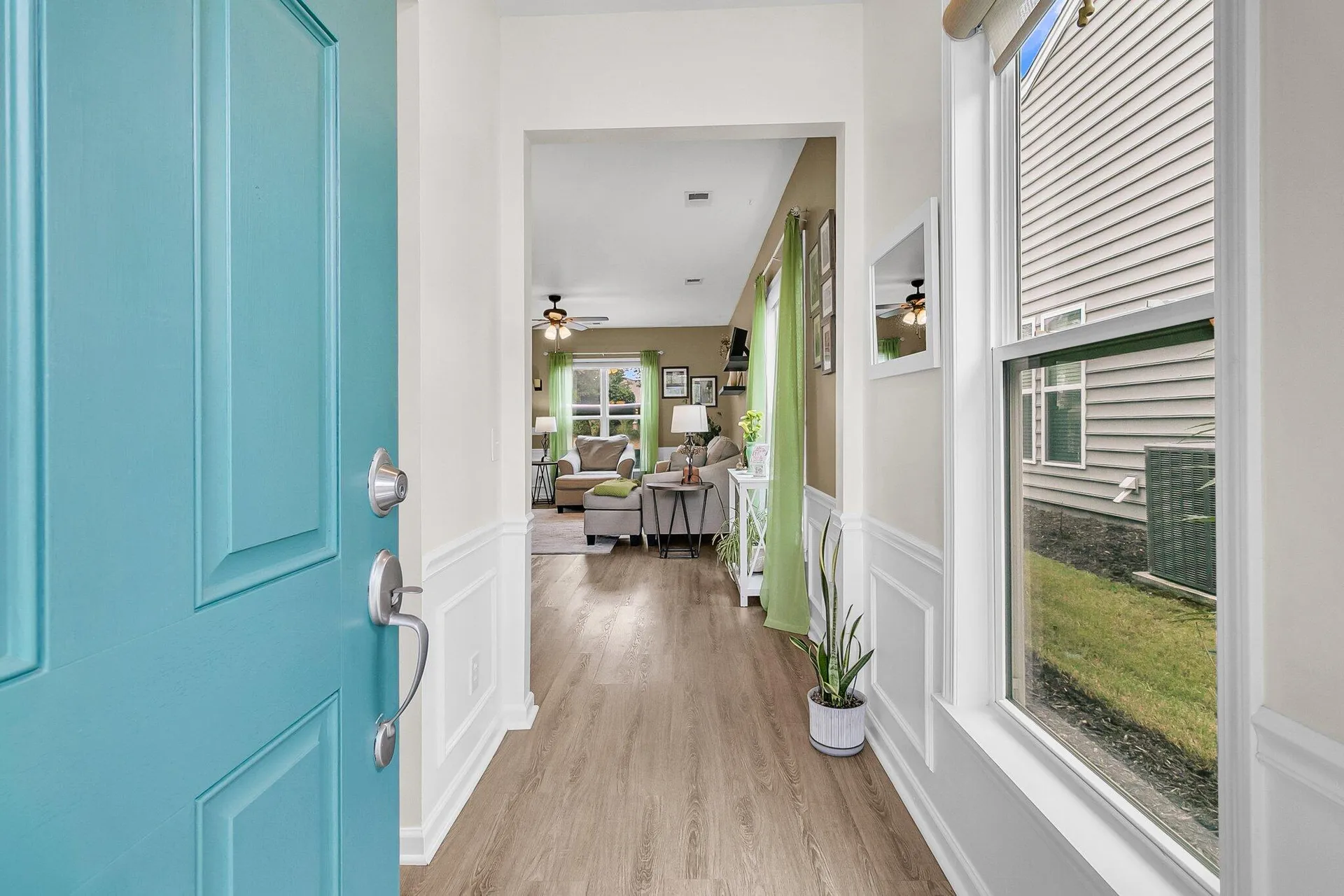 Property image 3 at 513 Sea Foam Street, Summerville, SC 29486
