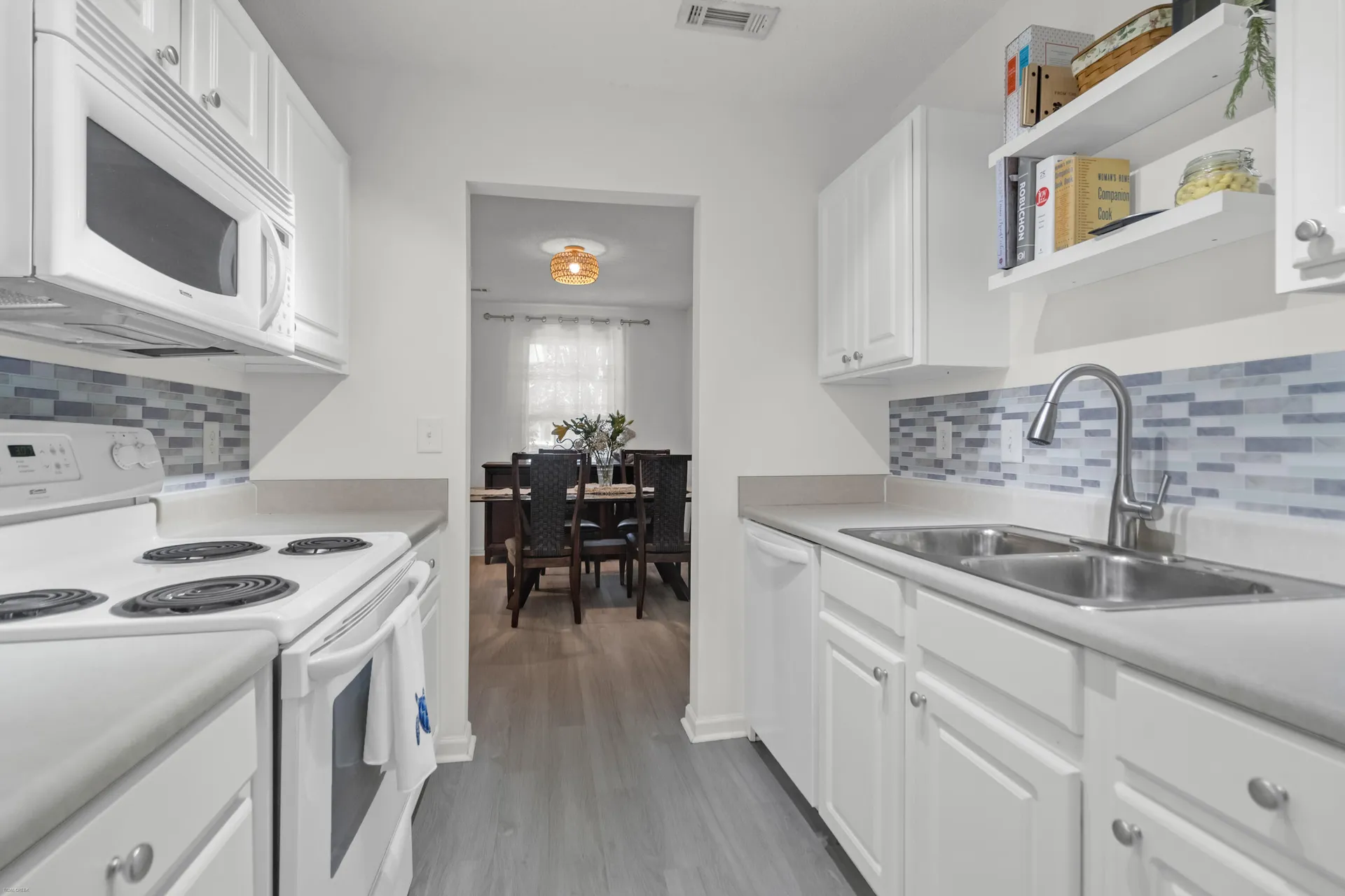 Property image 5 at 8045 Vermont Road, North Charleston, SC 29418