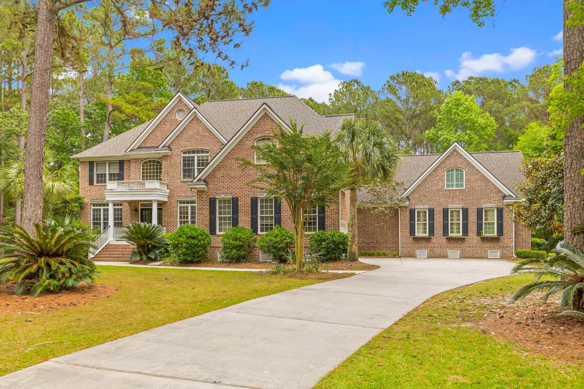 2221 Black Oak Court