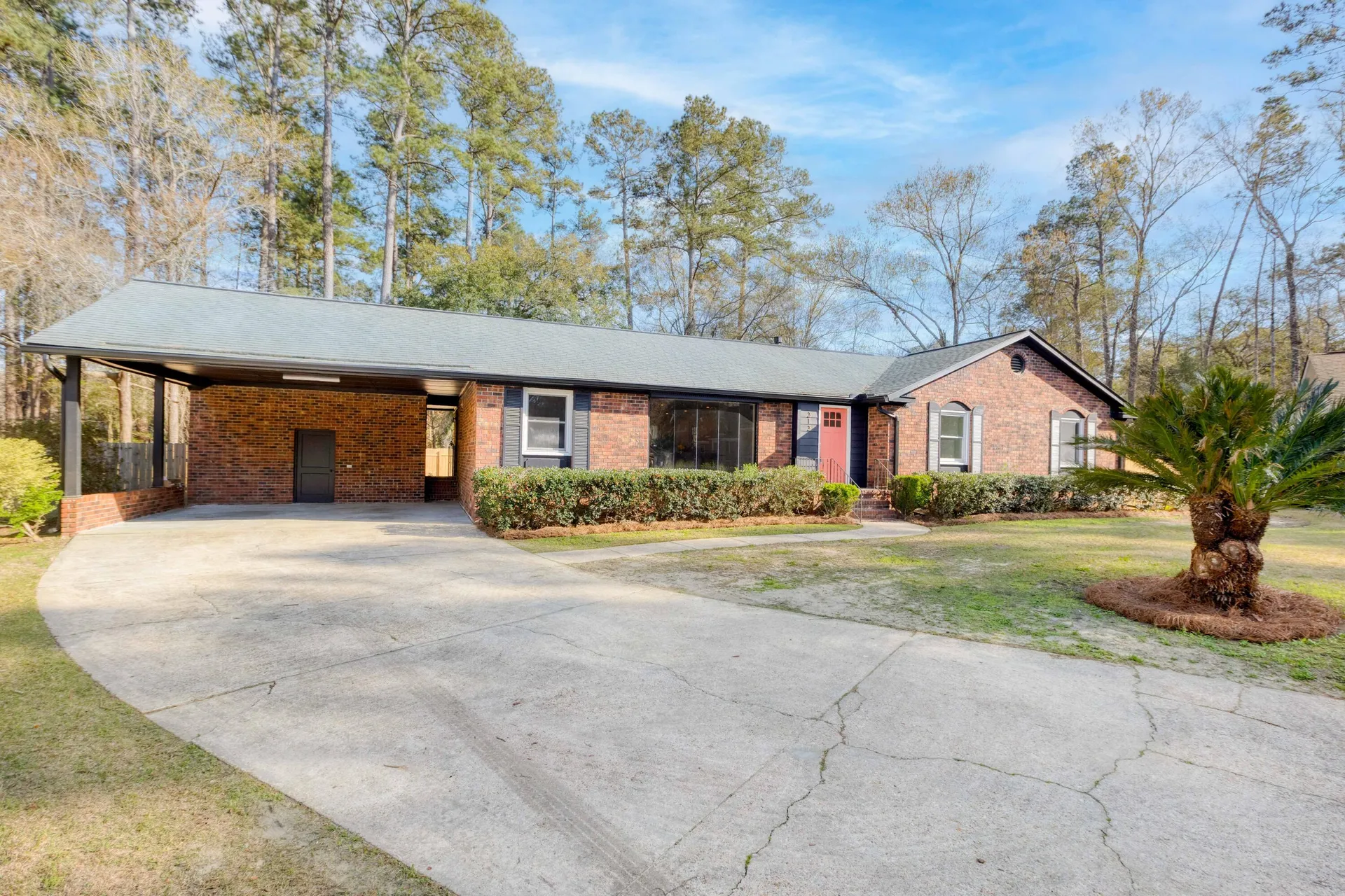 313 Runnymede Lane