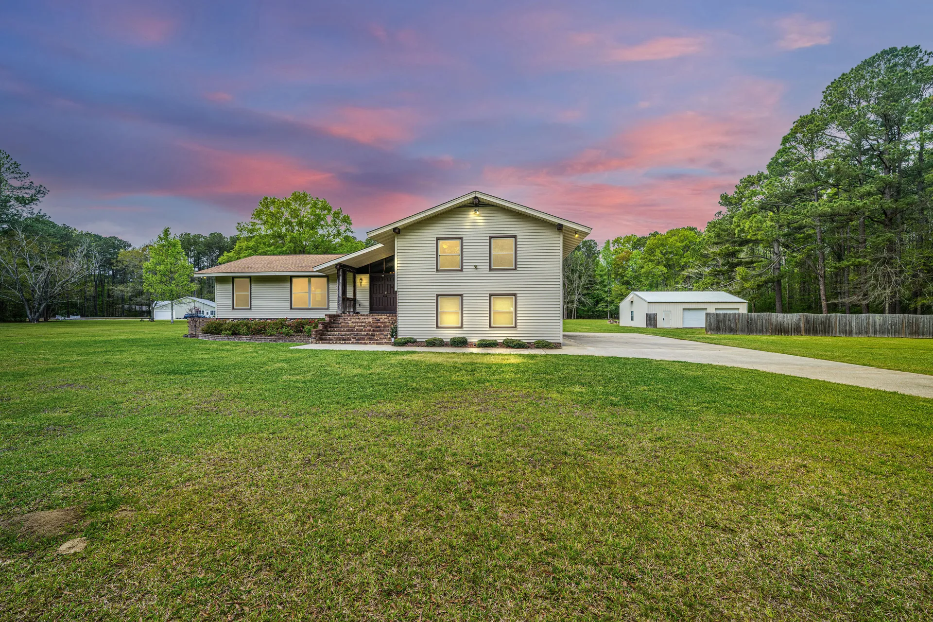 Cantering Hills, Summerville Community