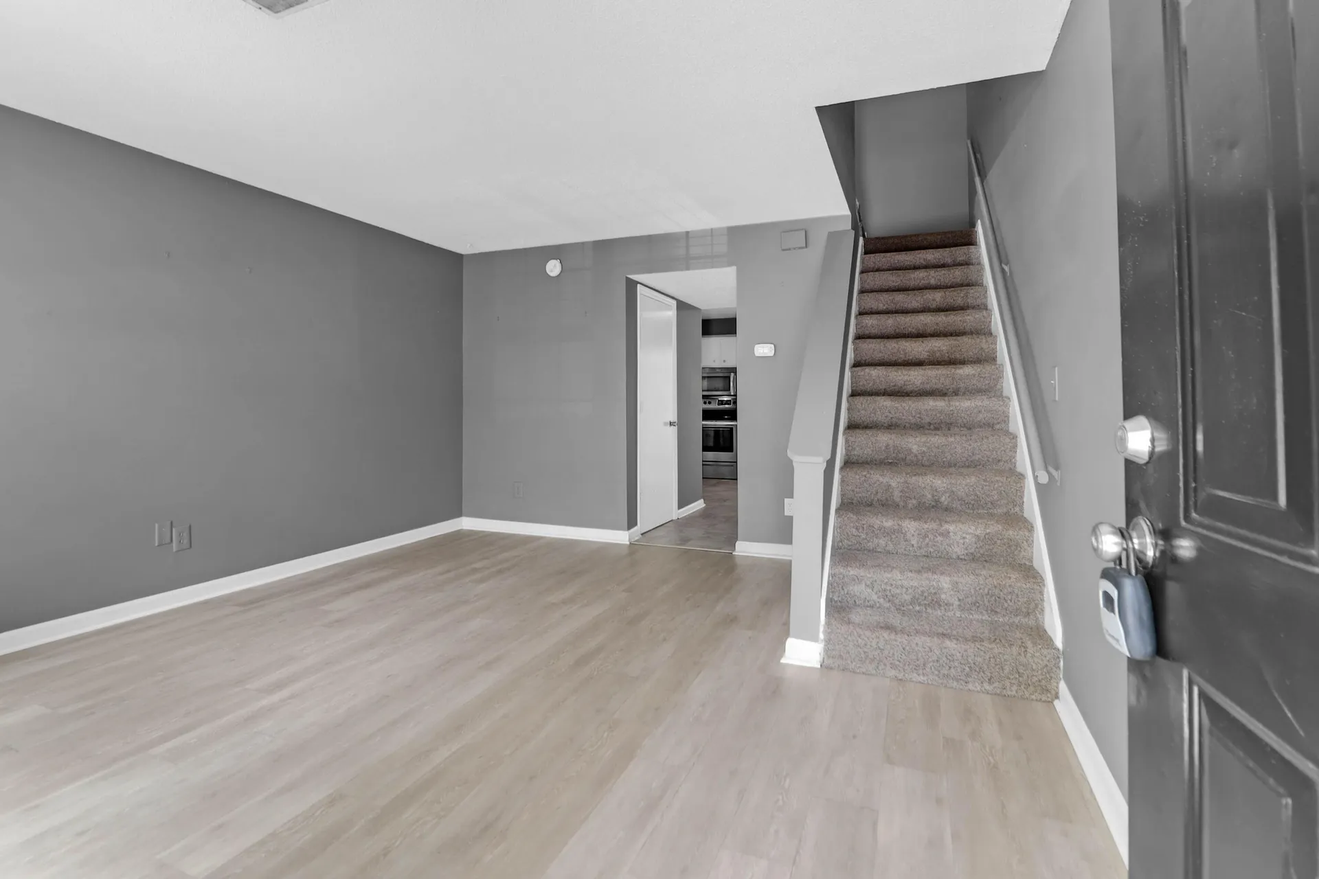 Property image 3 at 507 Stinson Drive 7f, Charleston, SC 29407
