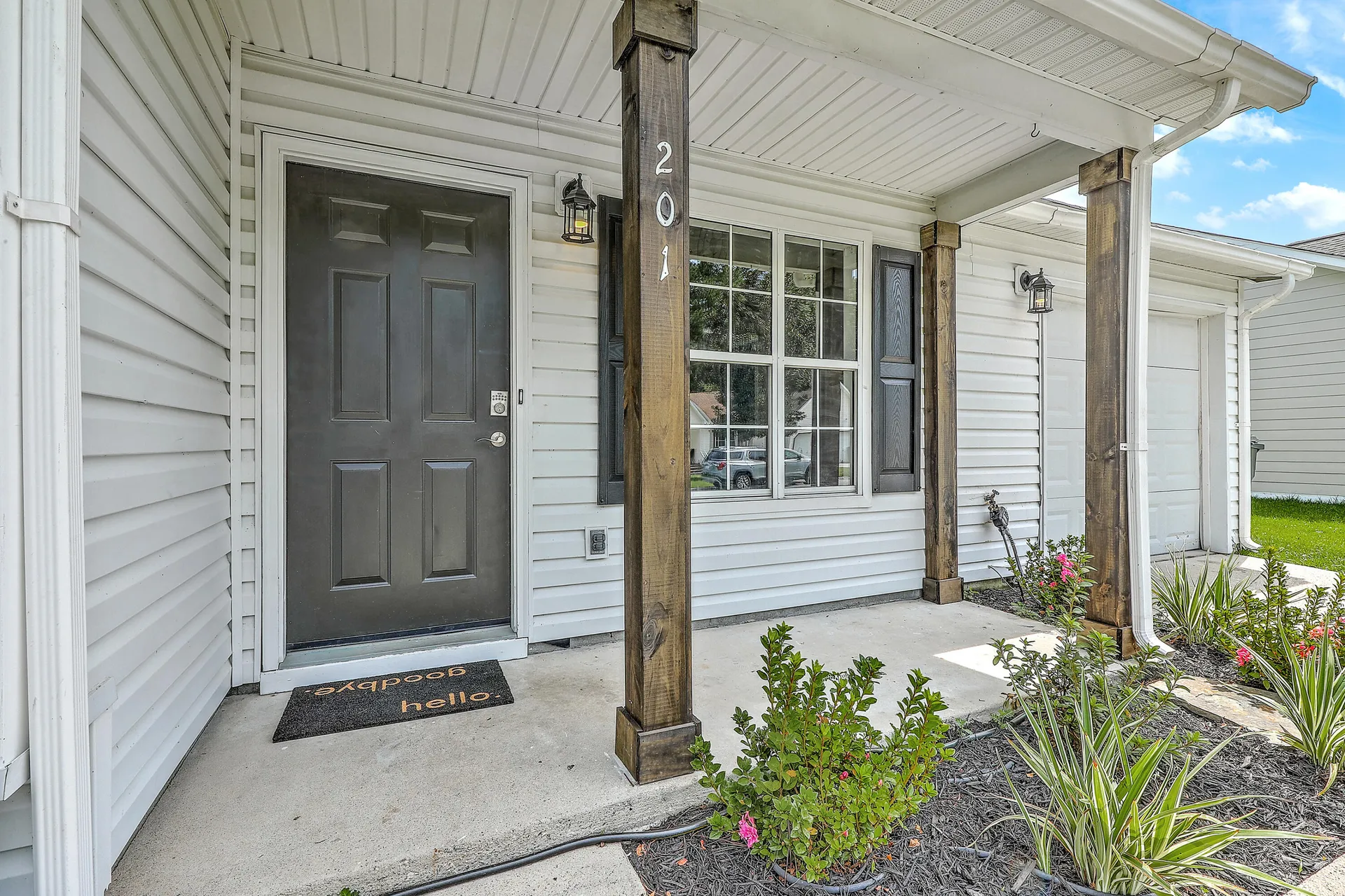 Property image 2 at 201 Two Hitch Road, Goose Creek, SC 29445