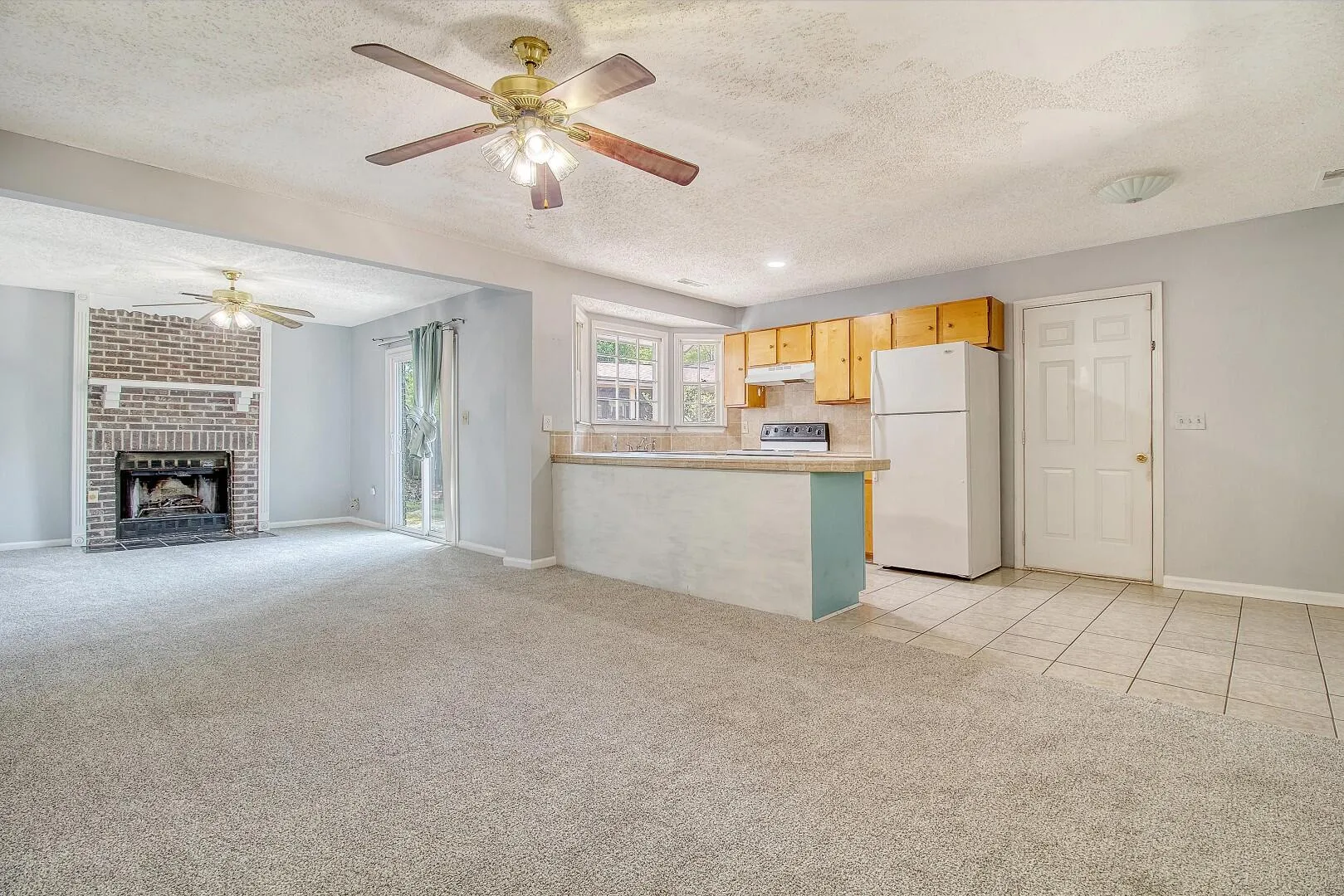 Property image 2 at 115 Foxborough Road, Goose Creek, SC 29445