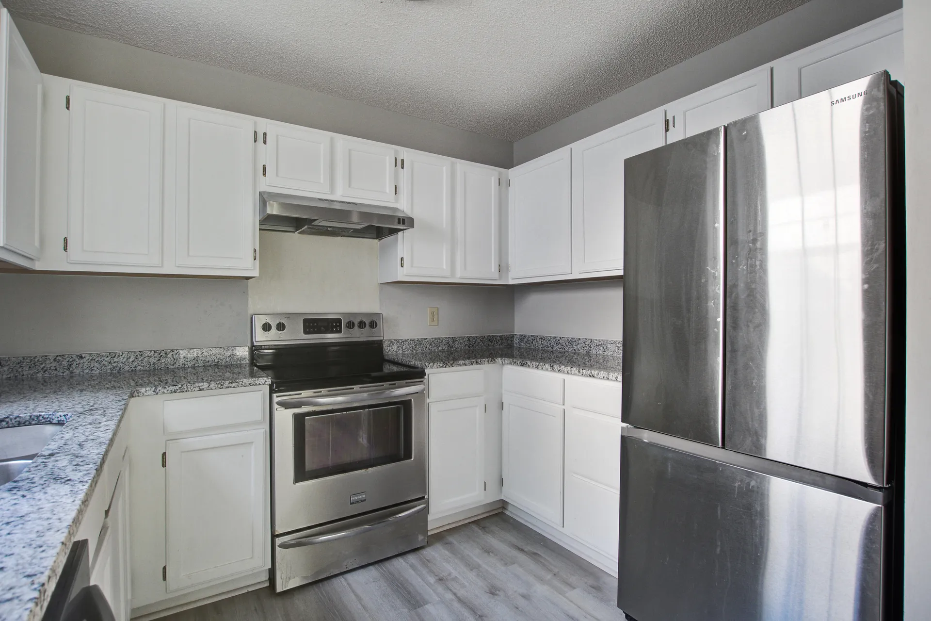 Property image 2 at 414 Courtland Drive, Summerville, SC 29486
