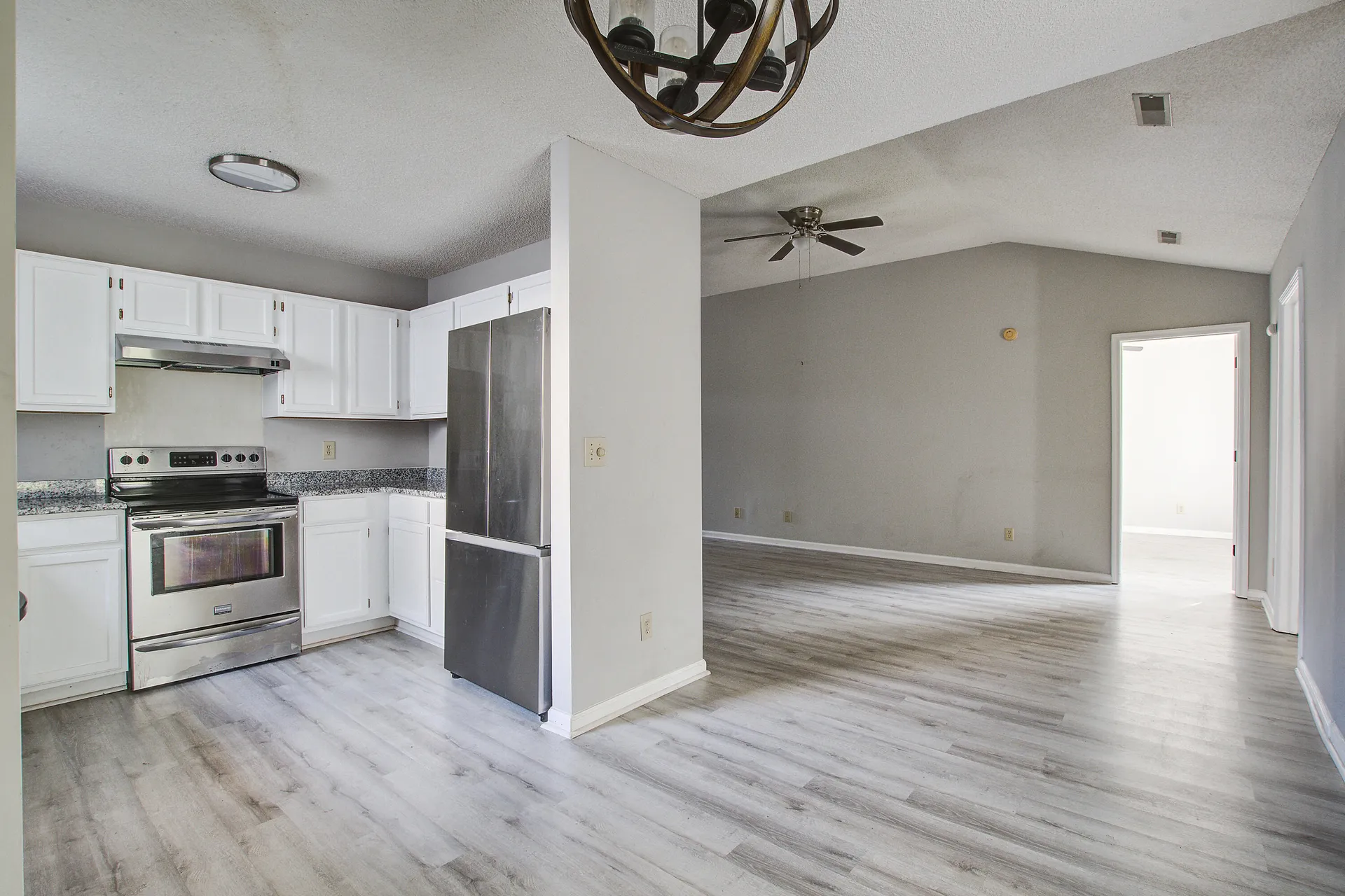 Property image 4 at 414 Courtland Drive, Summerville, SC 29486