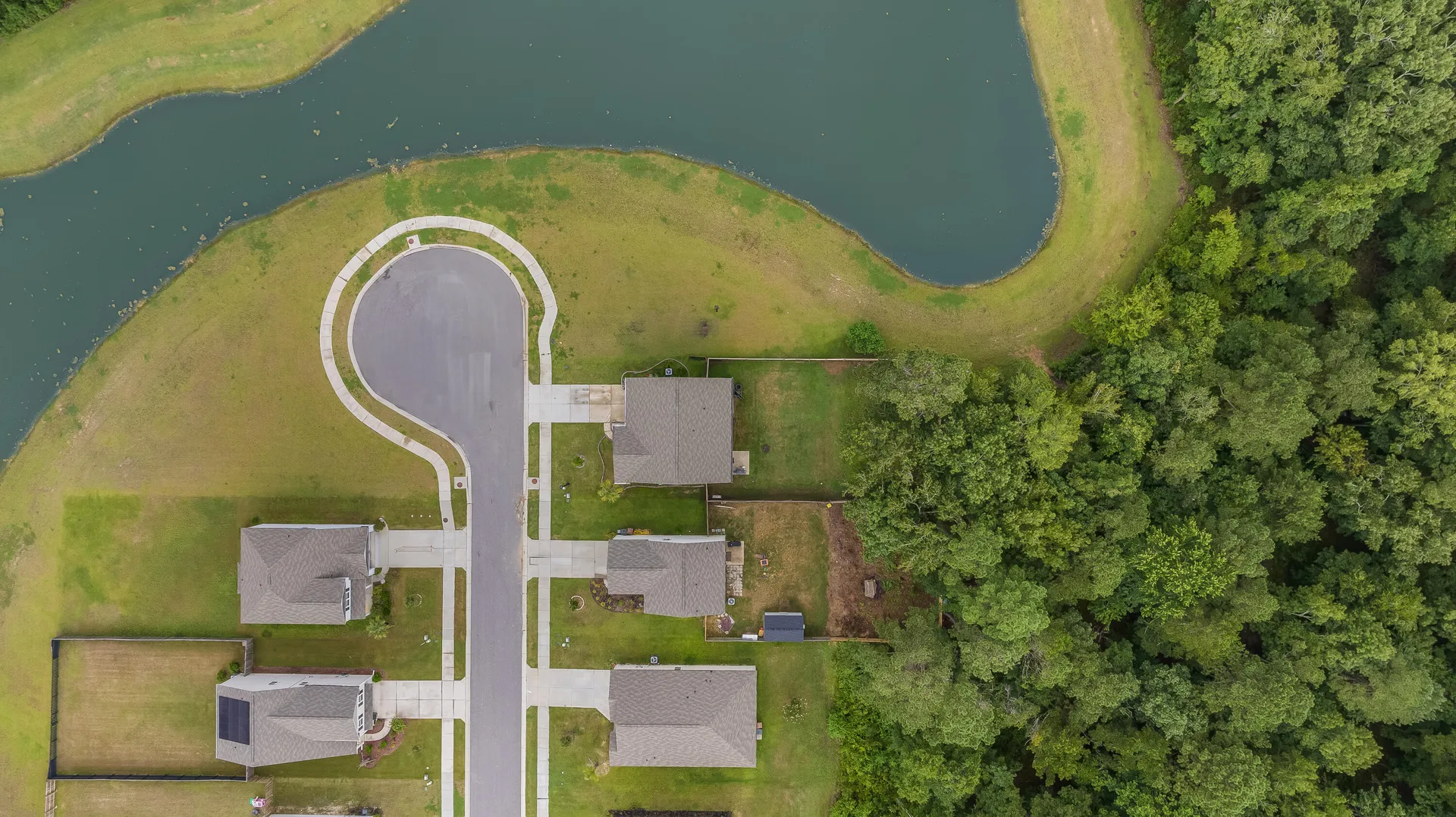 Property image 4 at 113 Cardinal Flower Court, Moncks Corner, SC 29461