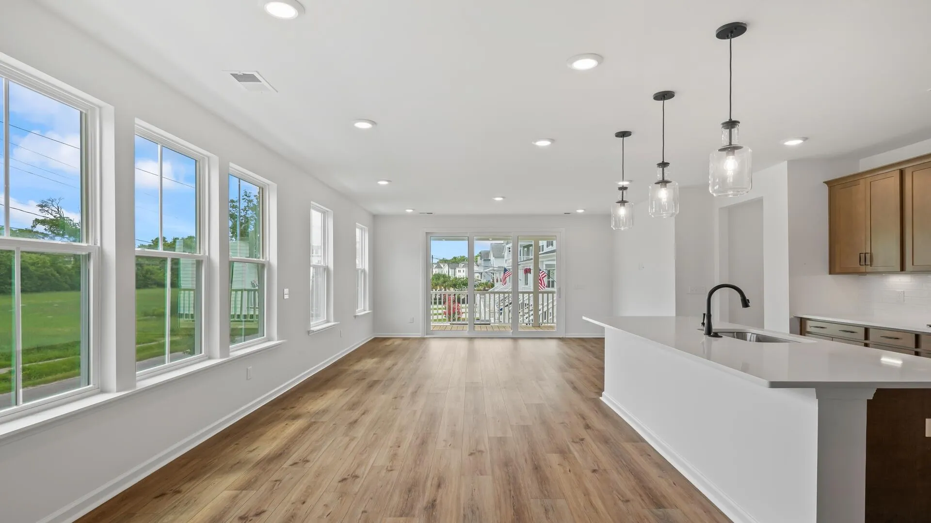 Property image 5 at 1094 Glenshaw Street, North Charleston, SC 29405