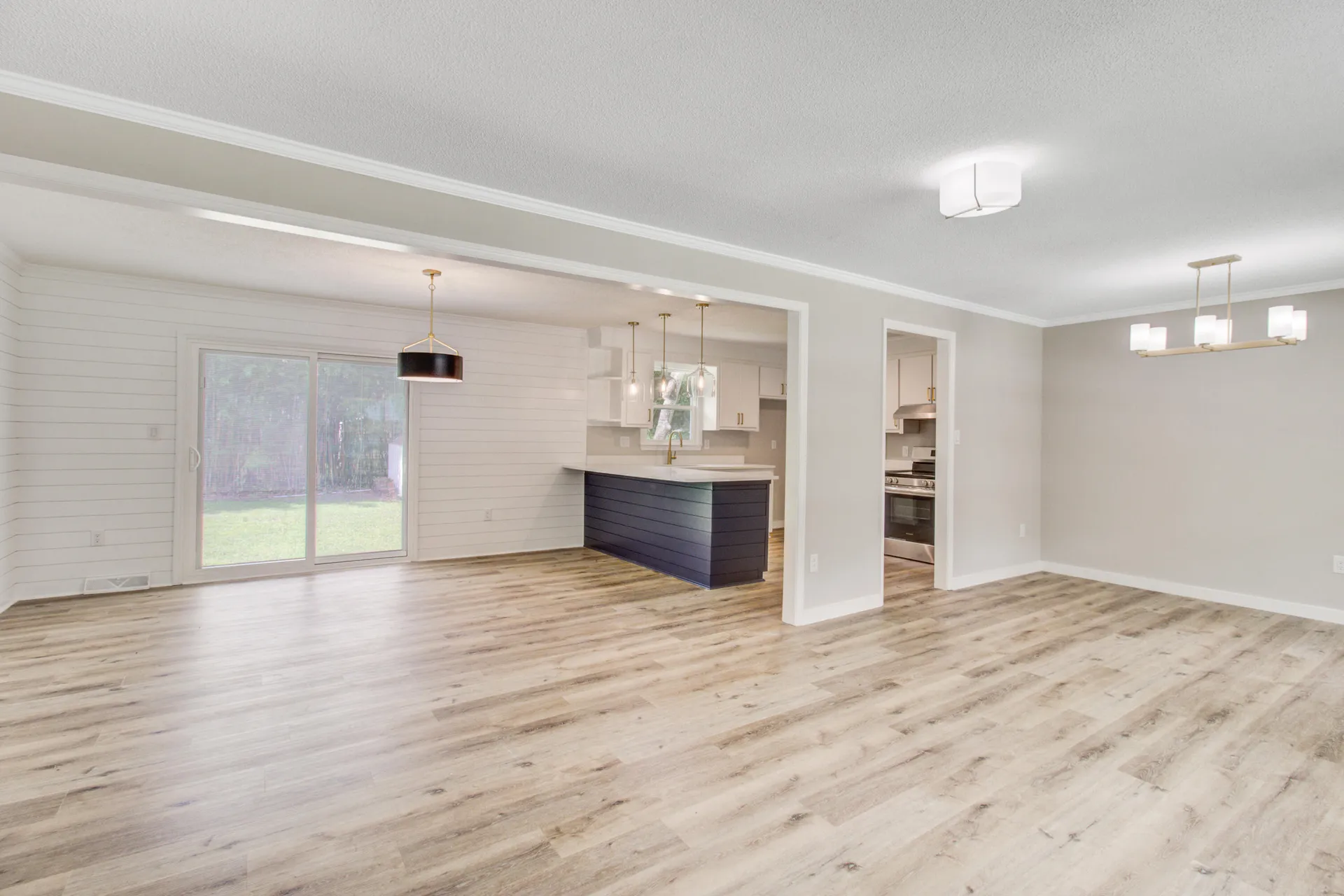 Property image 4 at 7679 Barclay Avenue, North Charleston, SC 29418