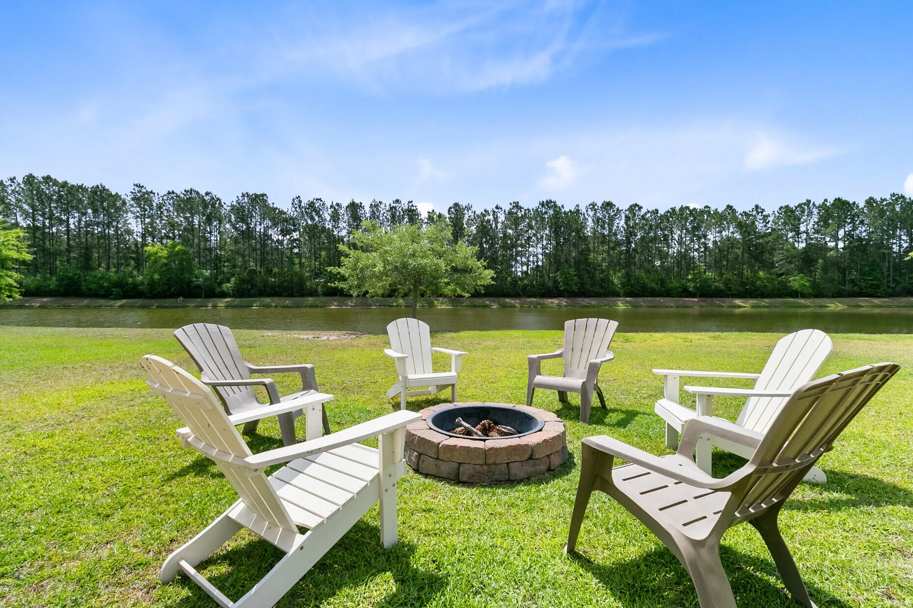 Property image 2 at 255 Decatur Drive, Summerville, SC 29486