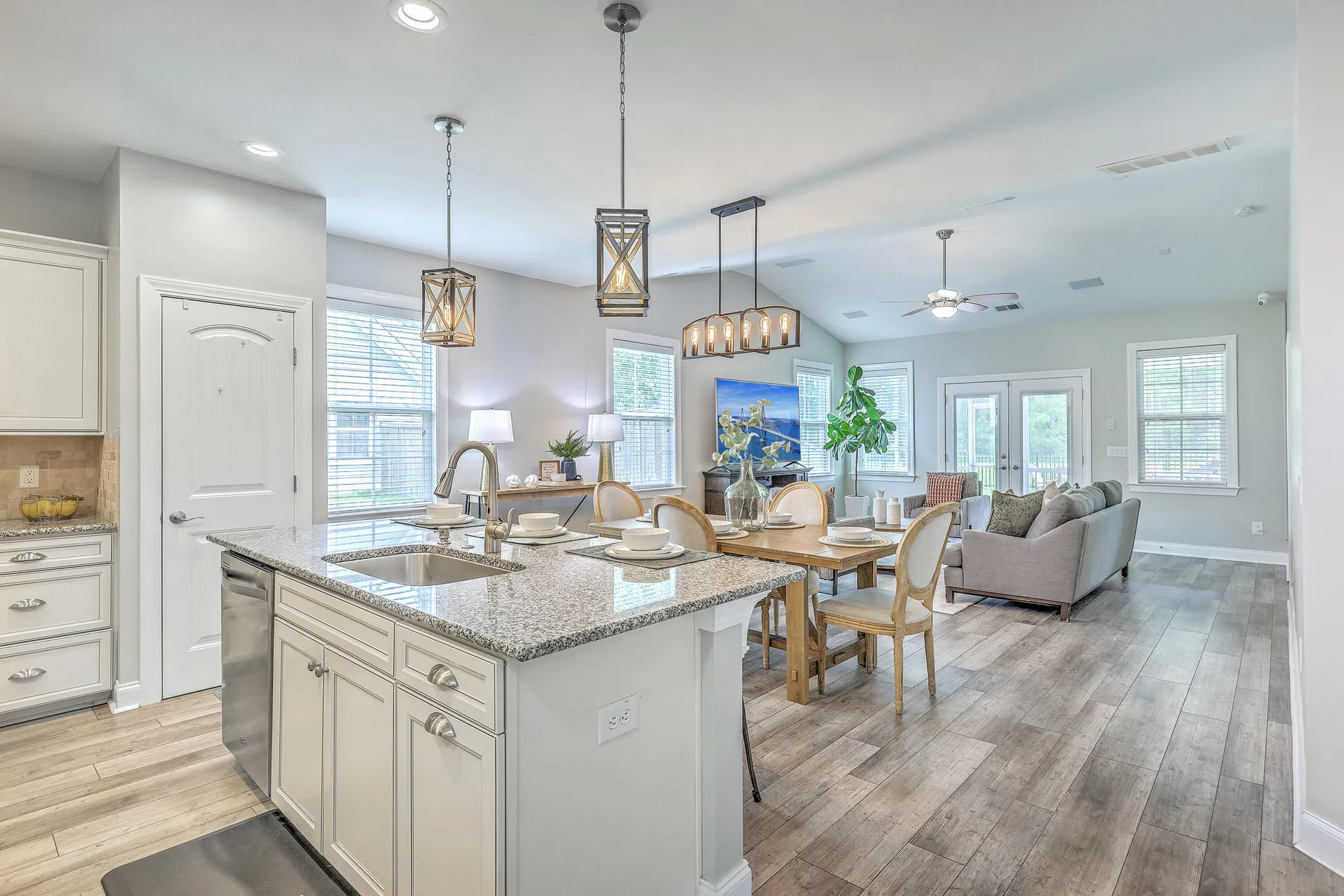 Property image 5 at 359 Whispering Breeze Lane, Summerville, SC 29486