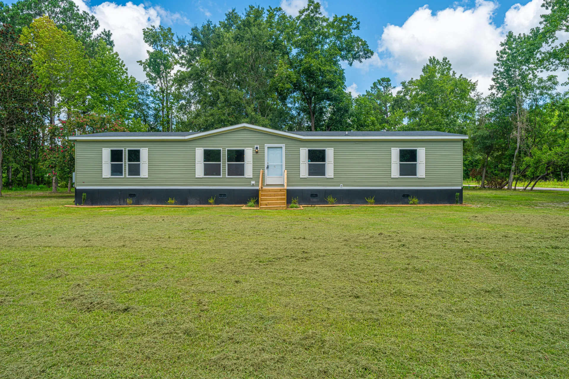 Property image 2 at 606 Rabbitpatch Lane, Saint Stephen, SC 29479