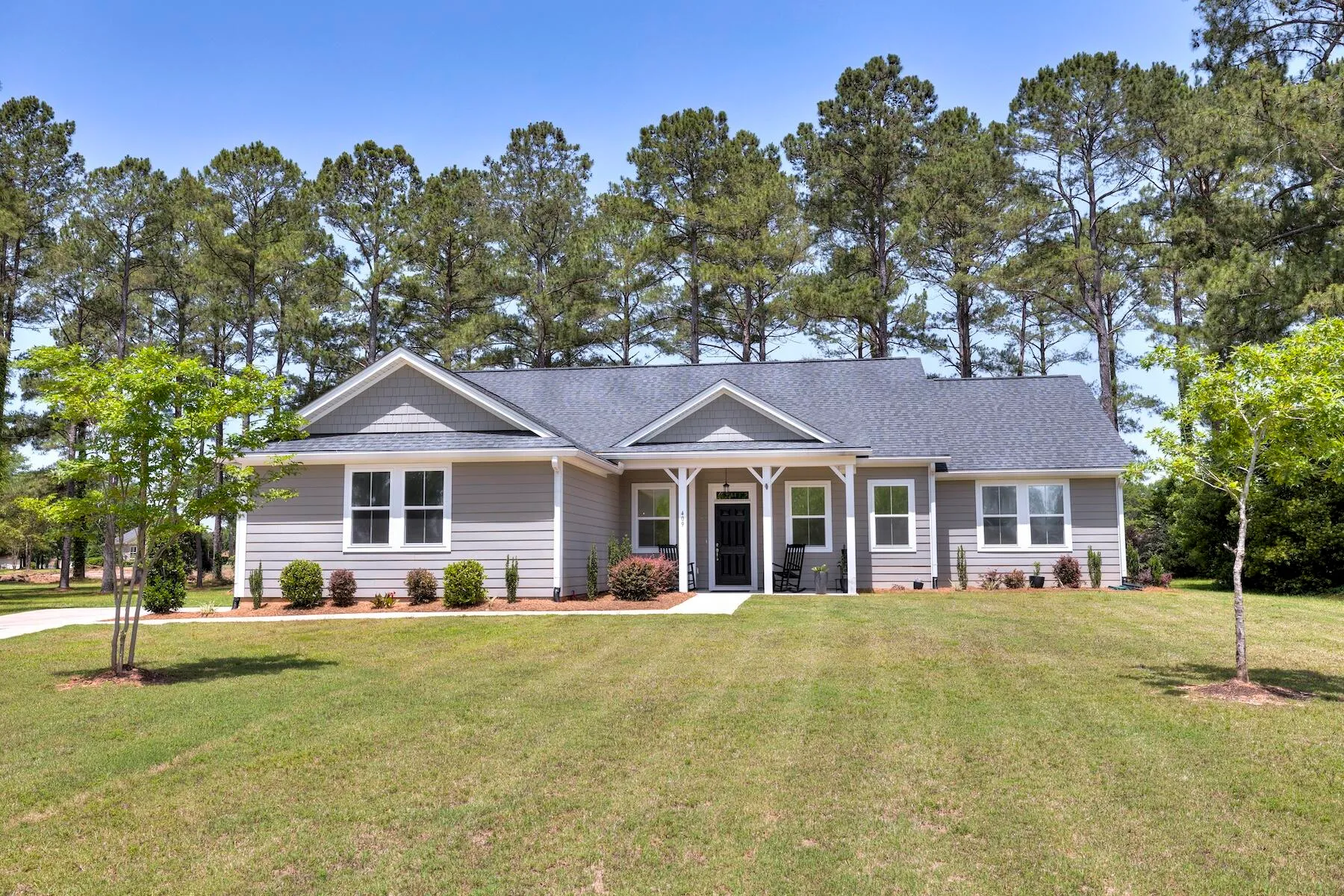 Property image 3 at 409 Pine Lake Court, Manning, SC 29102