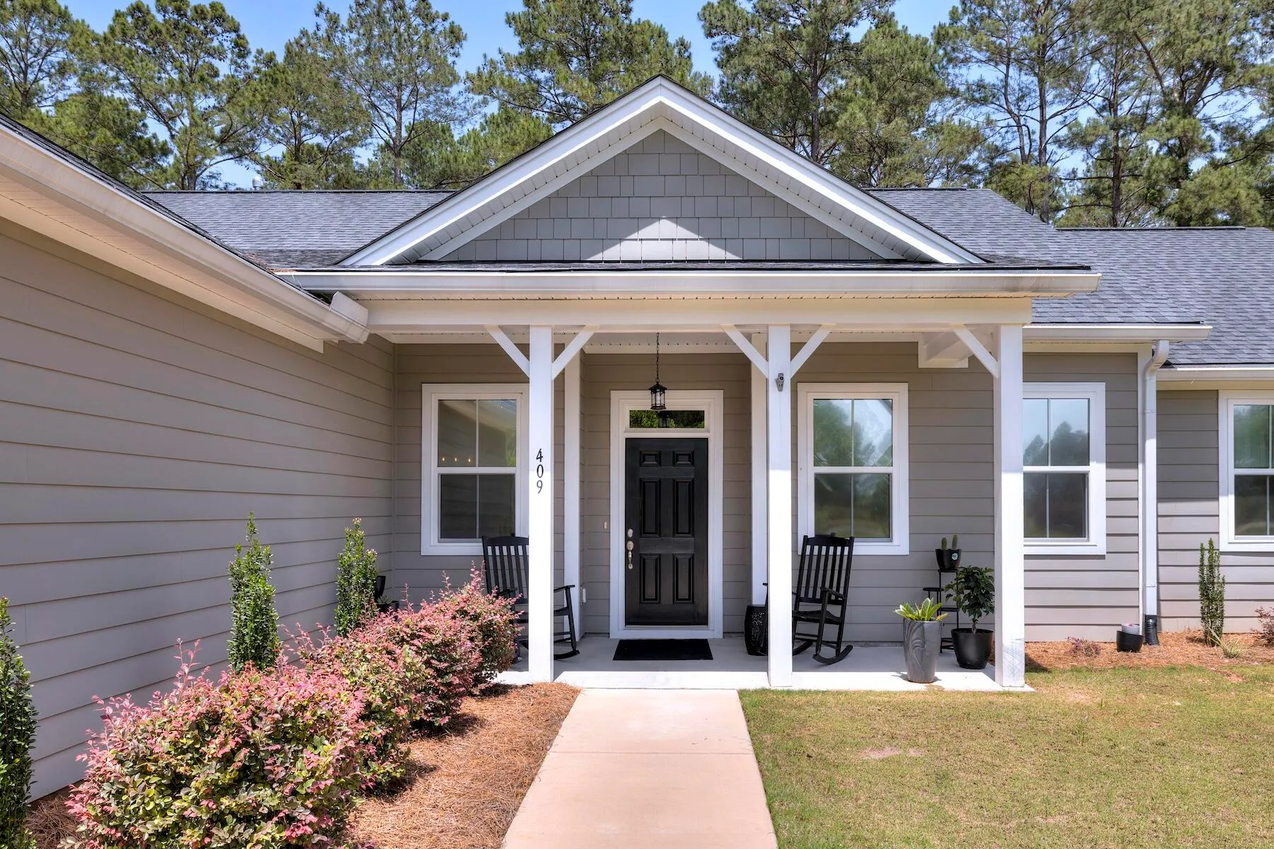 Property image 5 at 409 Pine Lake Court, Manning, SC 29102