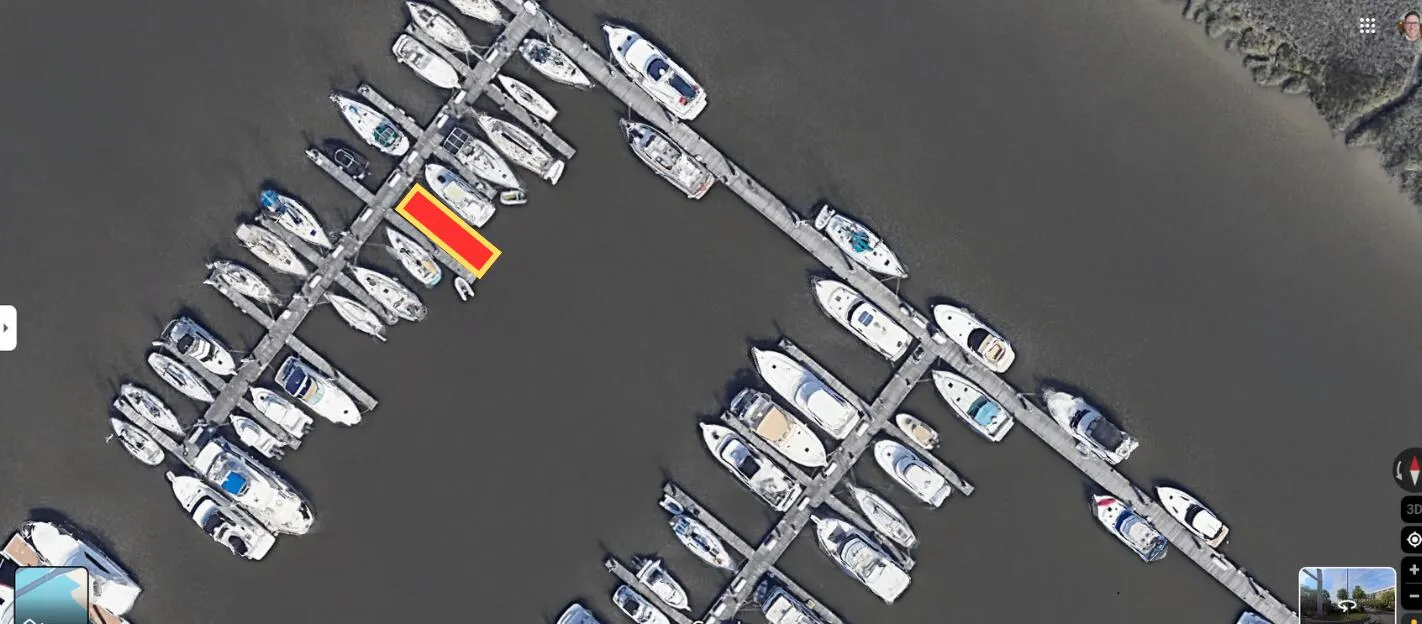 The Harborage at Ashley Marina, Charleston Community