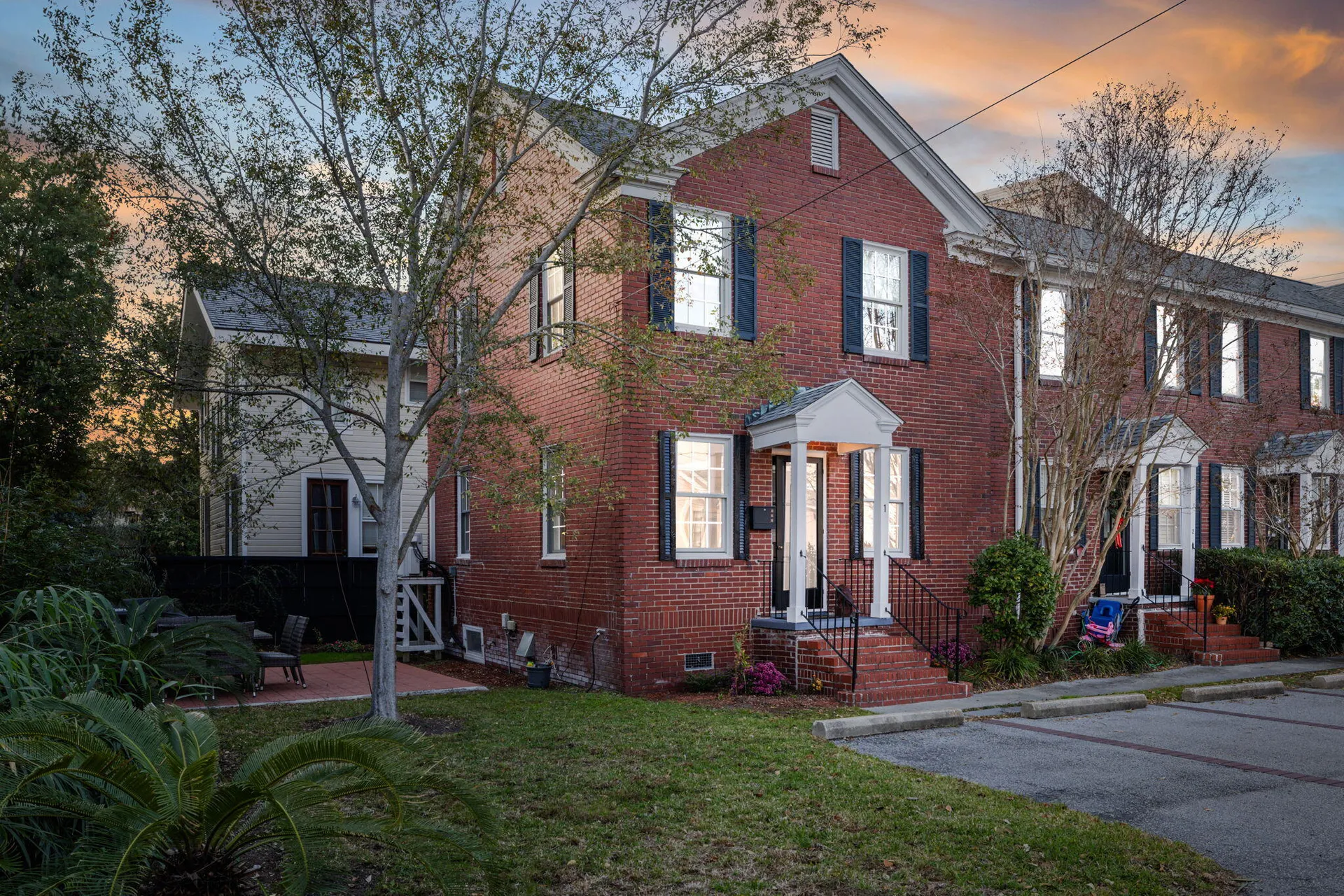 Property image 2 at 301 Broad Street 1, Charleston, SC 29401