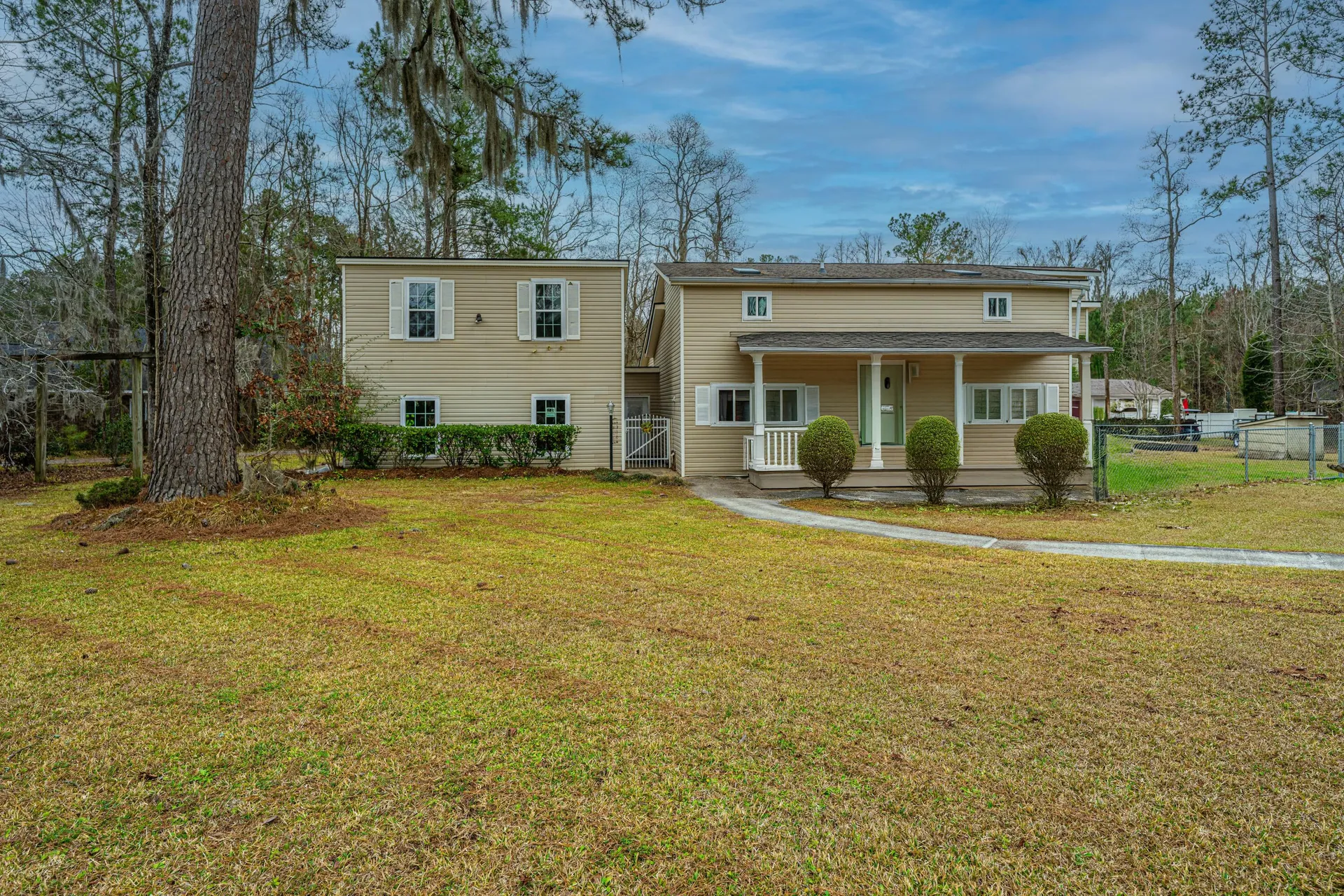Property image 4 at 2015 Albert Storm Avenue, Moncks Corner, SC 29461