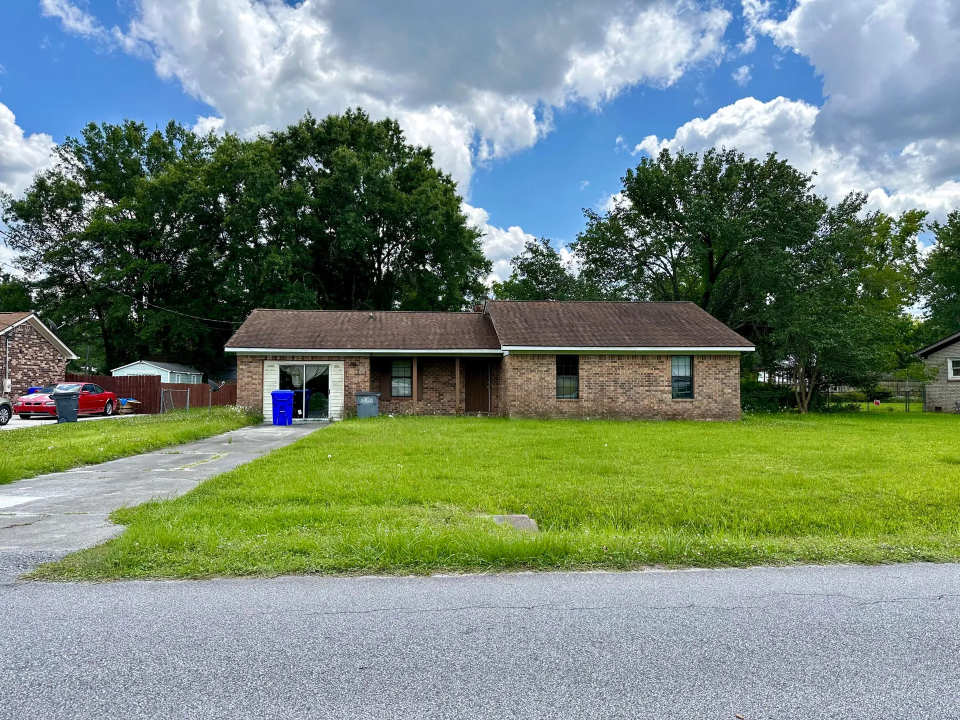 2819 Shadow Lane