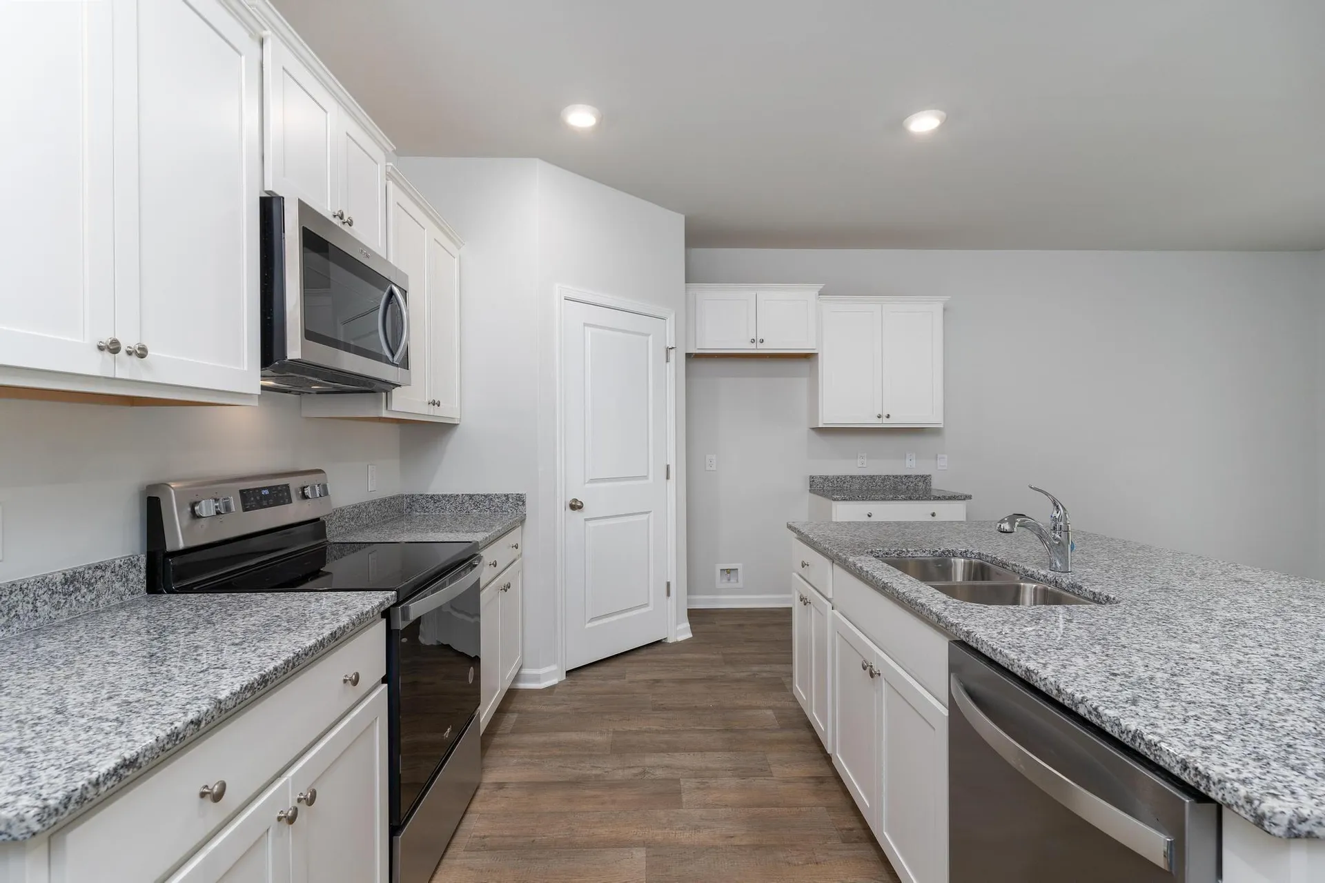 Property image 3 at 162 William Clark Boulevard, Santee, SC 29142