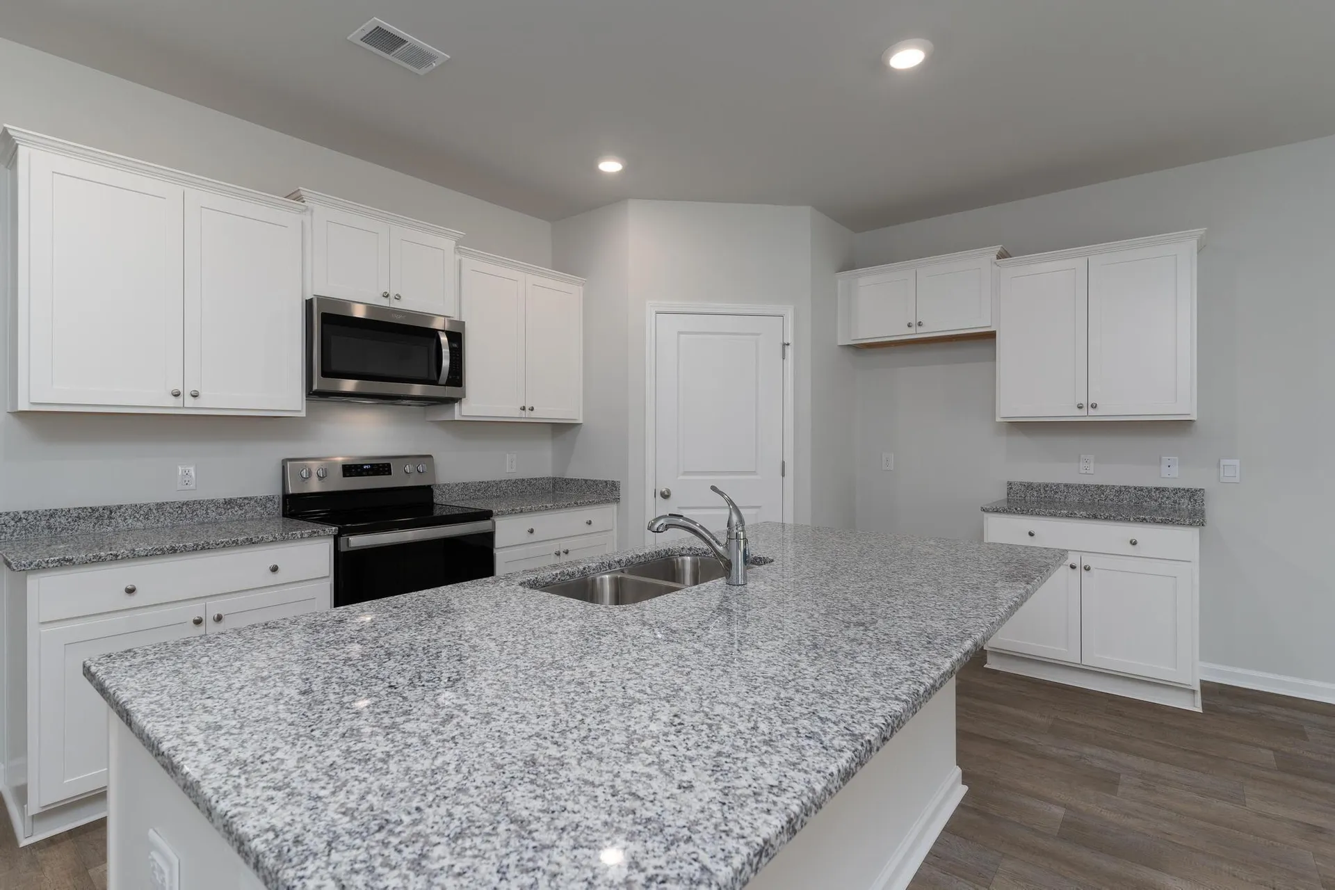 Property image 4 at 162 William Clark Boulevard, Santee, SC 29142