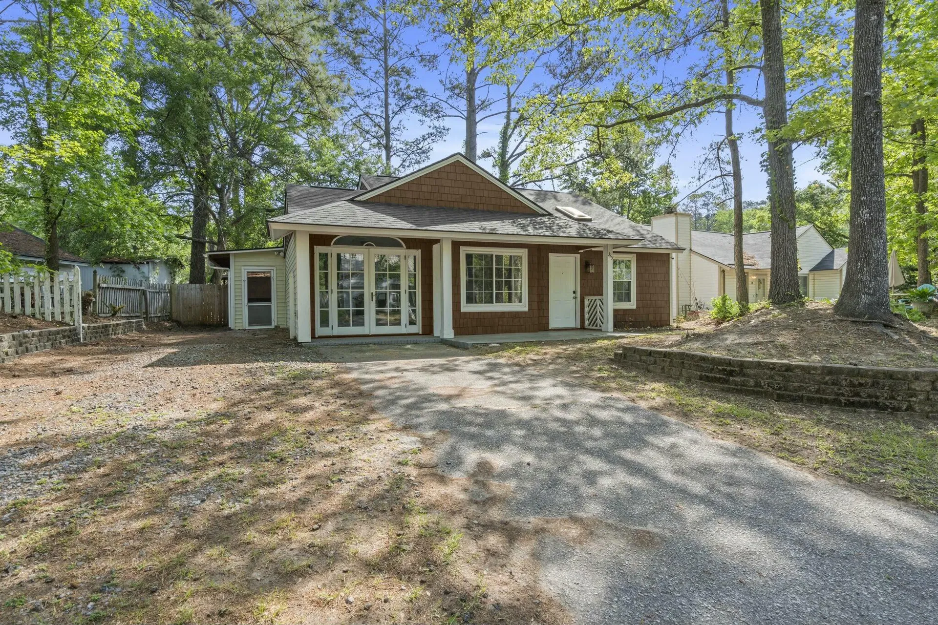 Property image 2 at 335 Macgregor Drive, Summerville, SC 29486