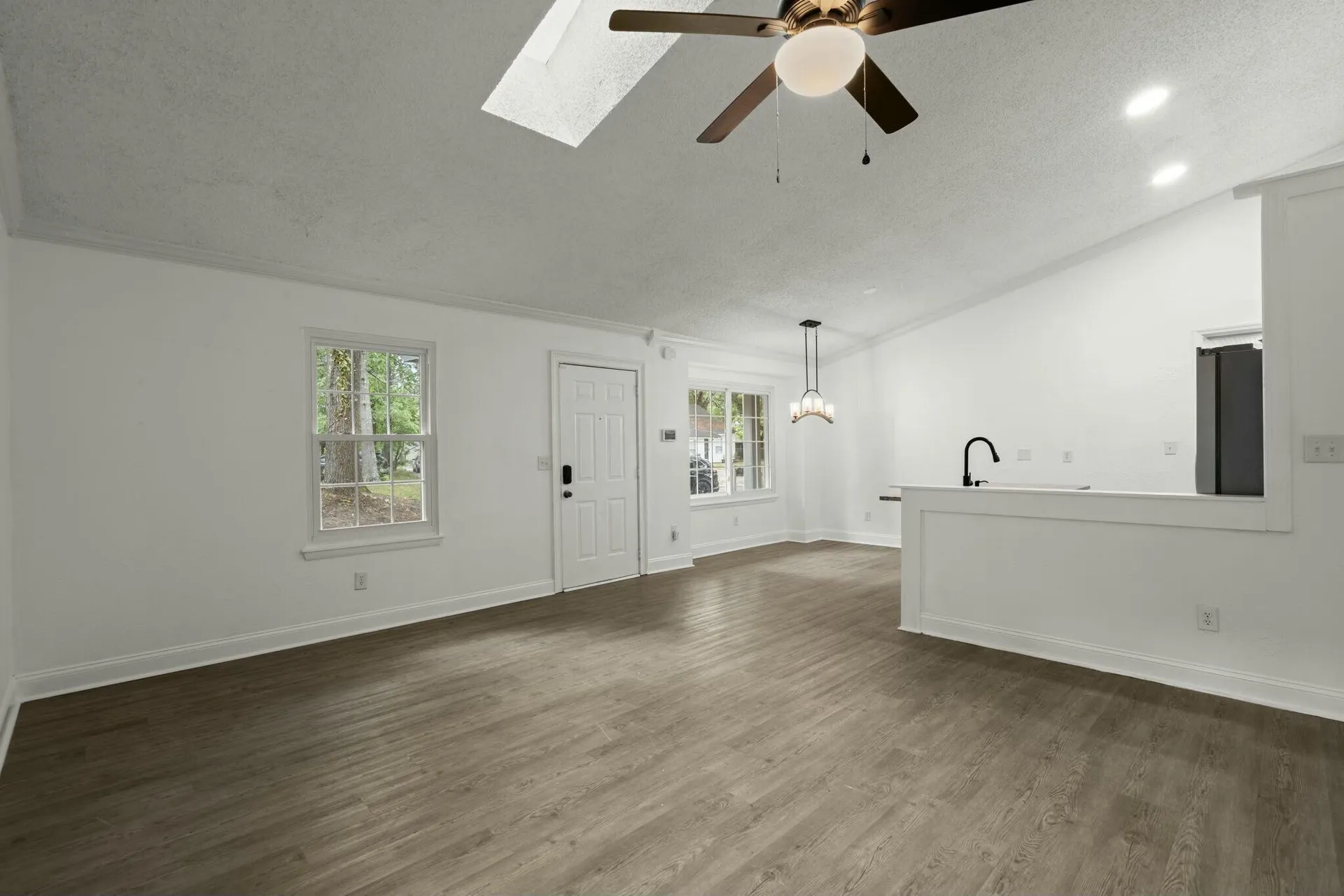 Property image 5 at 335 Macgregor Drive, Summerville, SC 29486