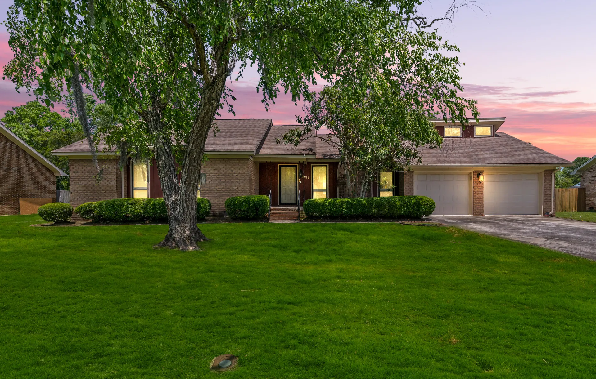 2912 Doncaster Drive