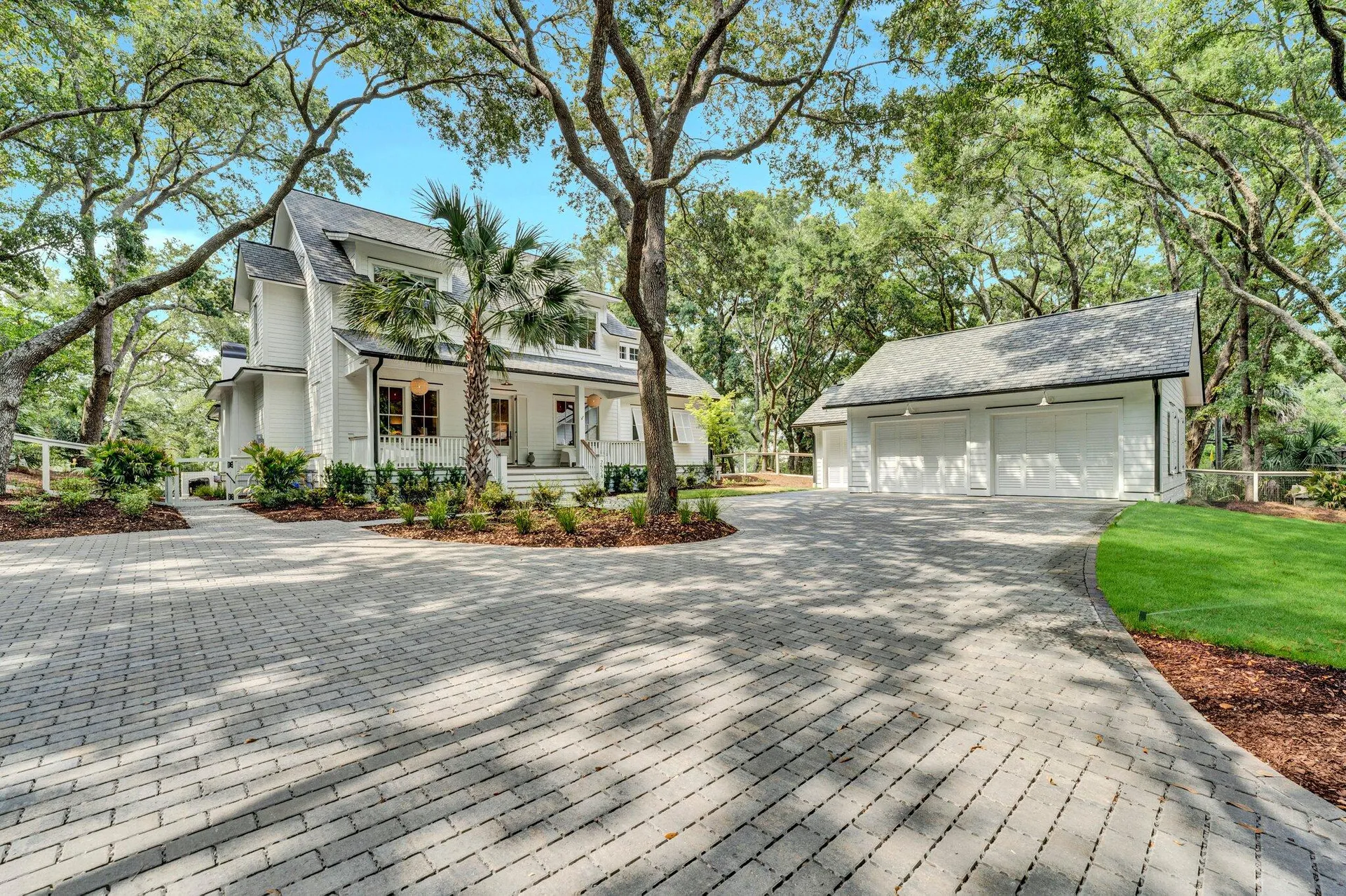 Property image 4 at 2524 Goldbug Avenue, Sullivans Island, SC 29482