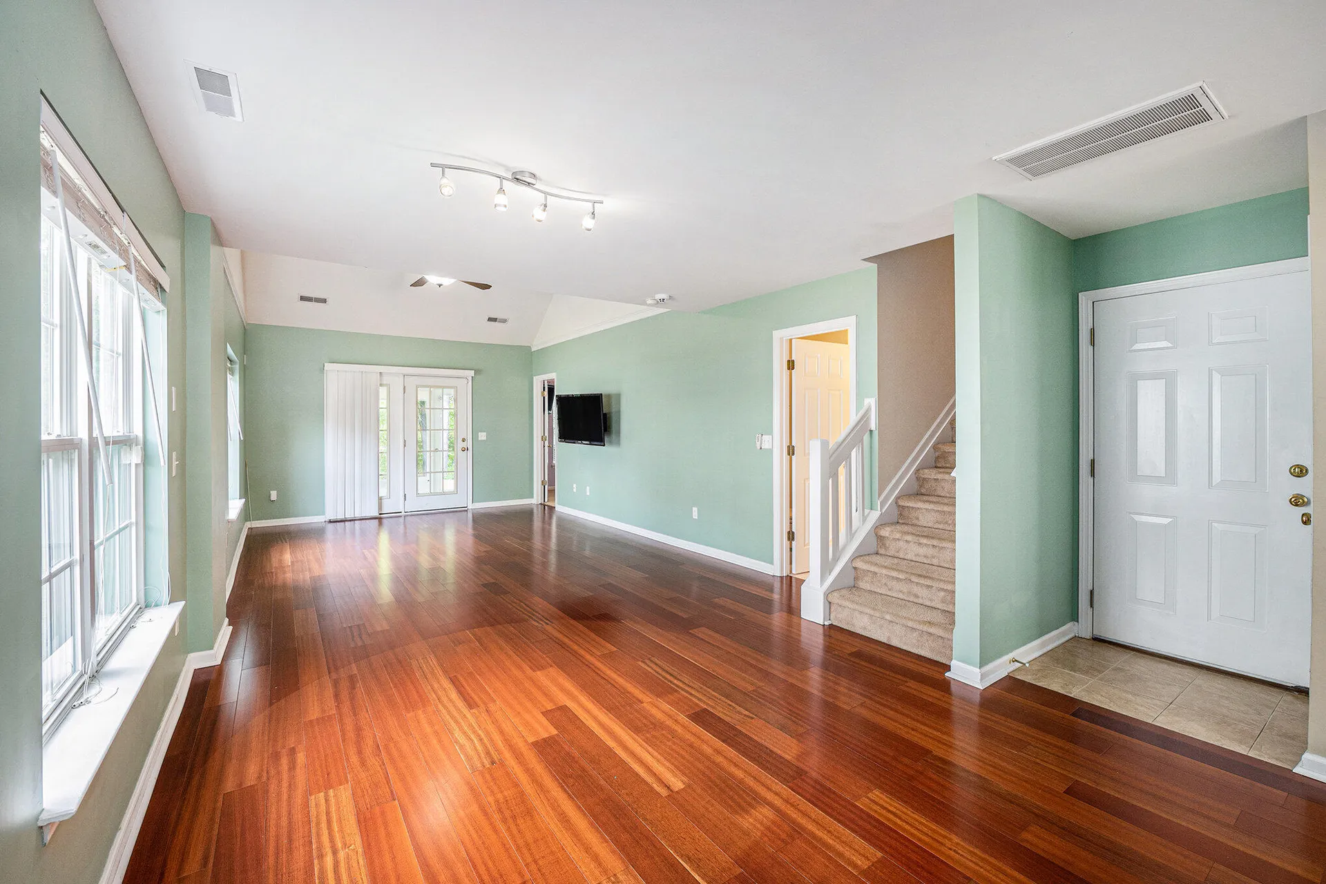 Property image 3 at 8739 Grassy Oak Trail, North Charleston, SC 29420