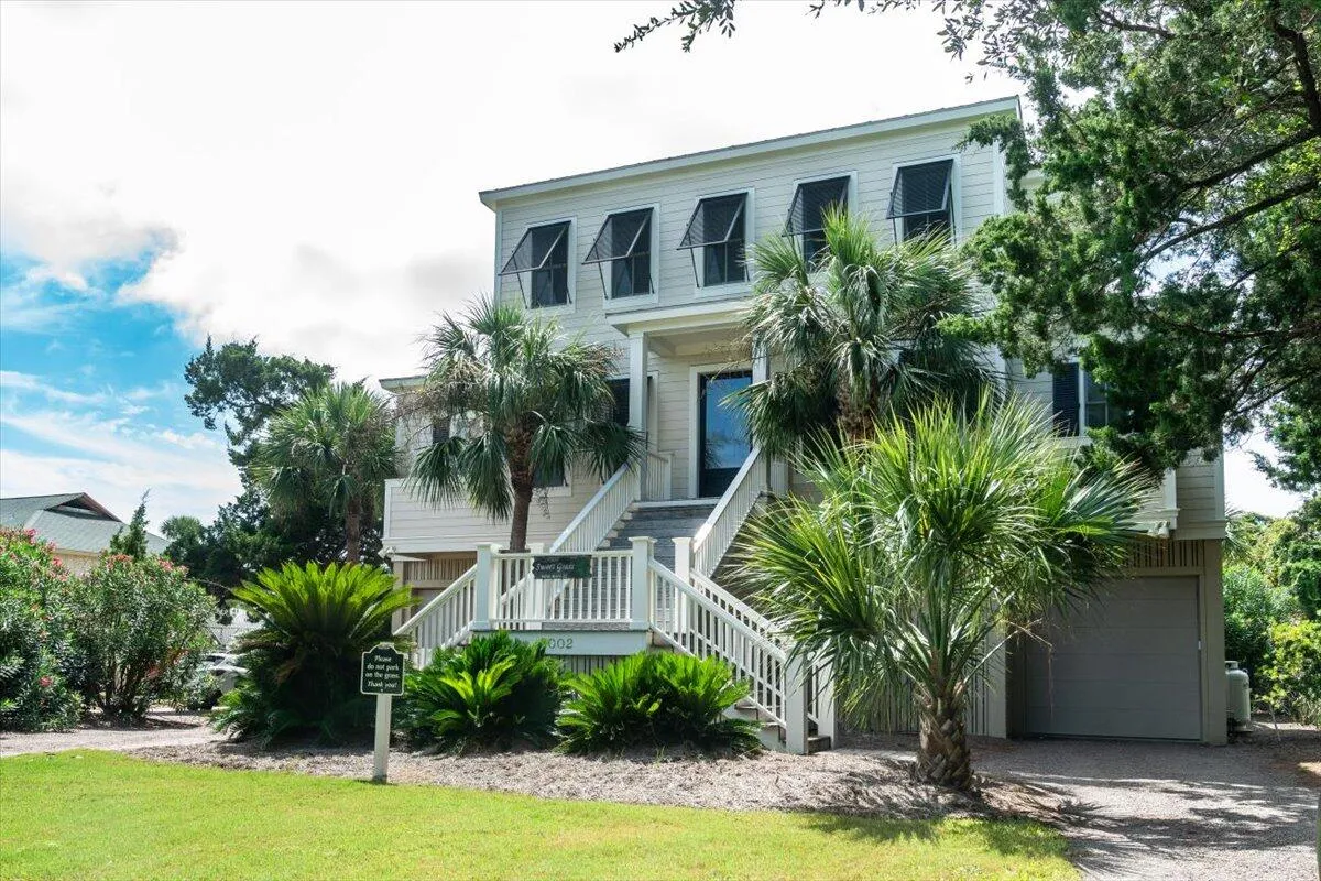 Property image 2 at 3002 Palmetto Boulevard 6, Edisto Beach, SC 29438