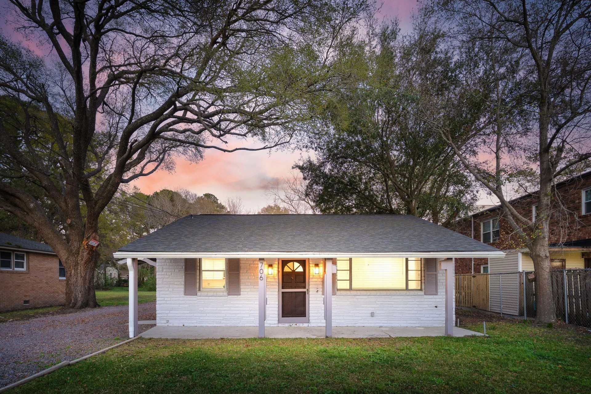 706 White Oak Drive