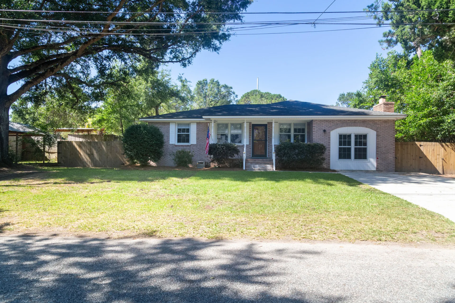 Property image 2 at 1261 Hampshire Road, Charleston, SC 29412
