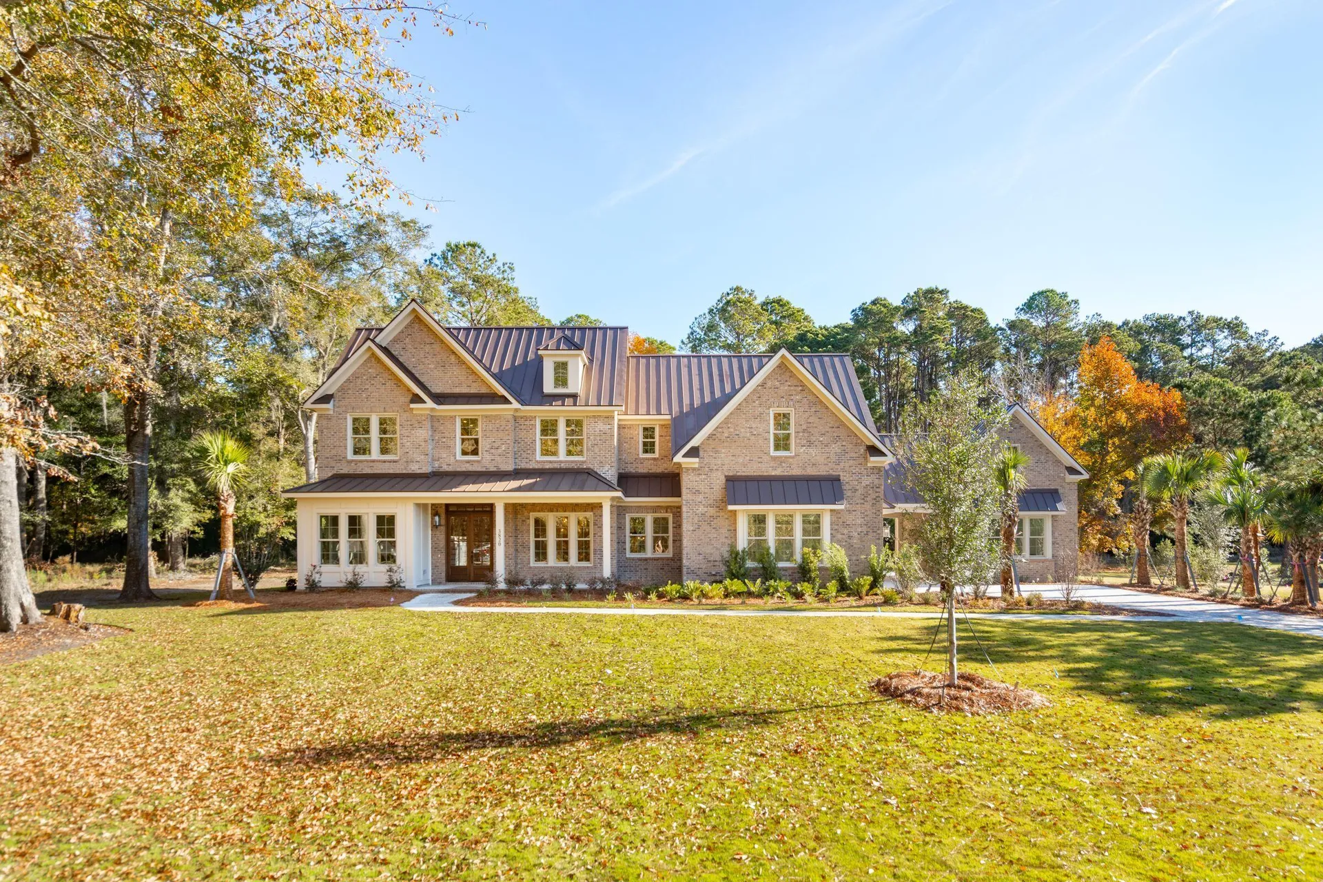 3820 Gnarled Oaks Lane