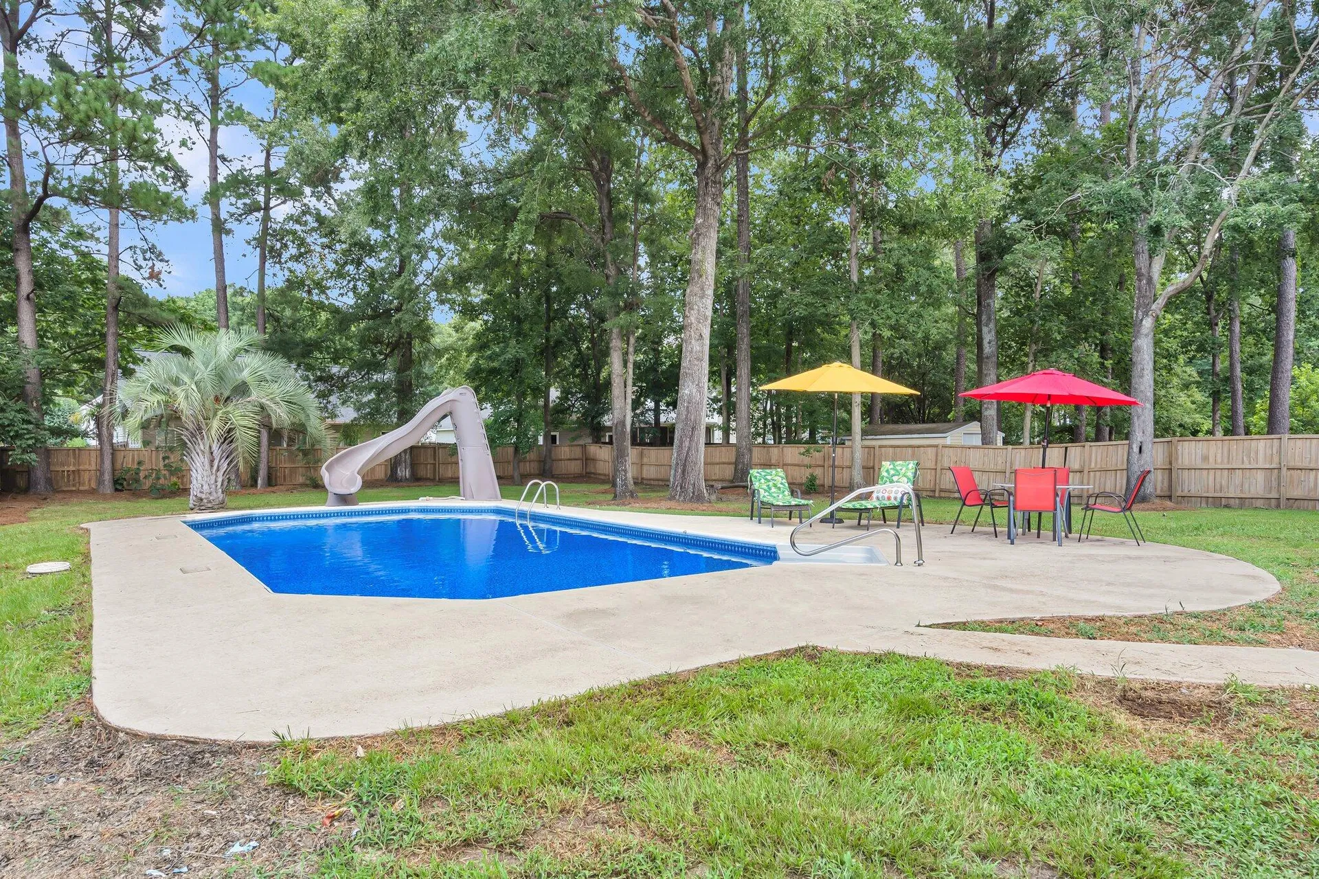 Property image 3 at 104 Thousand Oaks Circle, Goose Creek, SC 29445