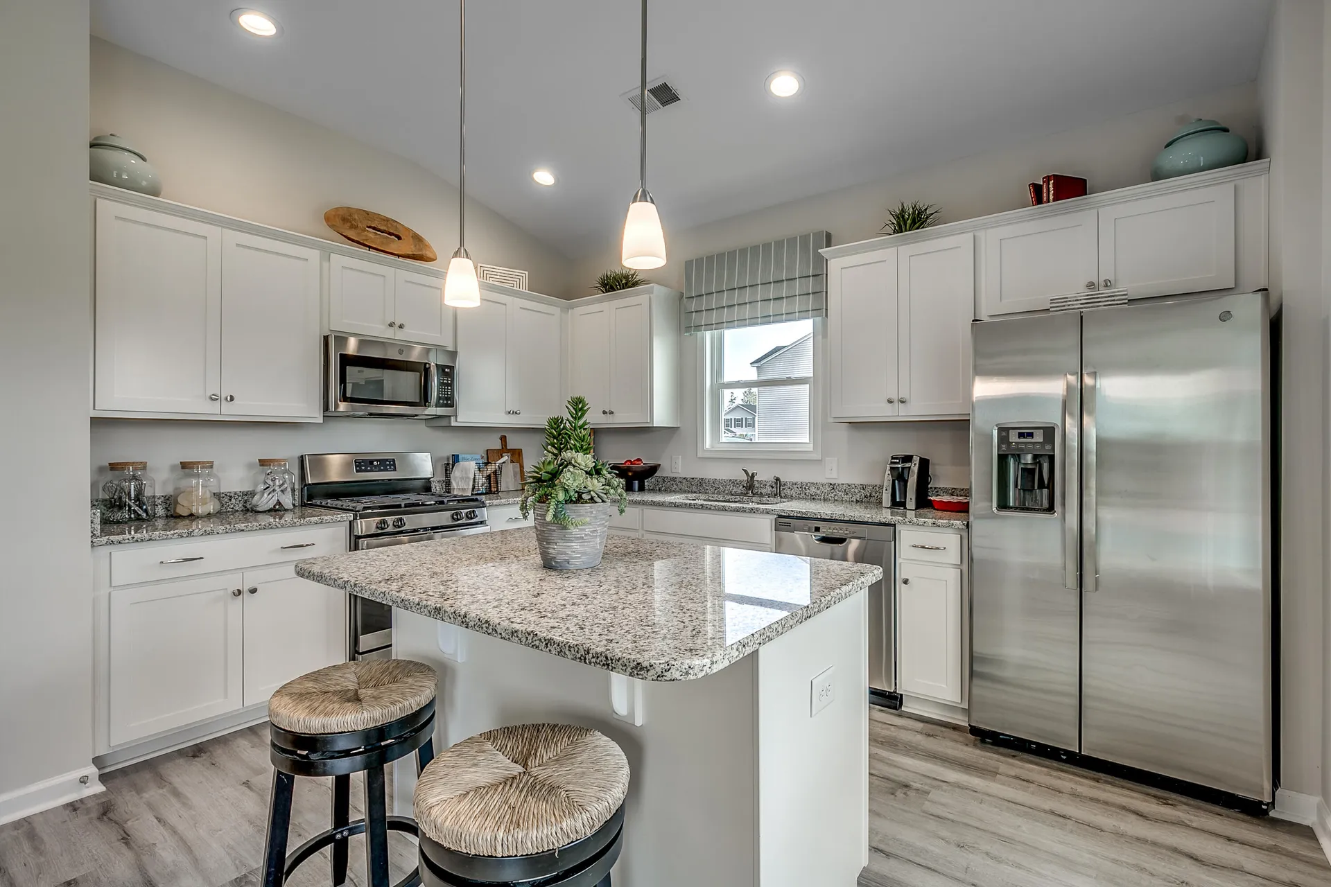 Property image 3 at 72 Carolina Way, Manning, SC 29102