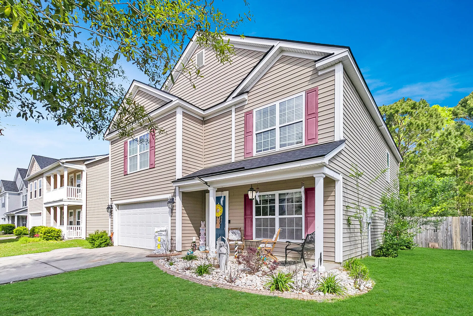 Drakesborough, Summerville Community