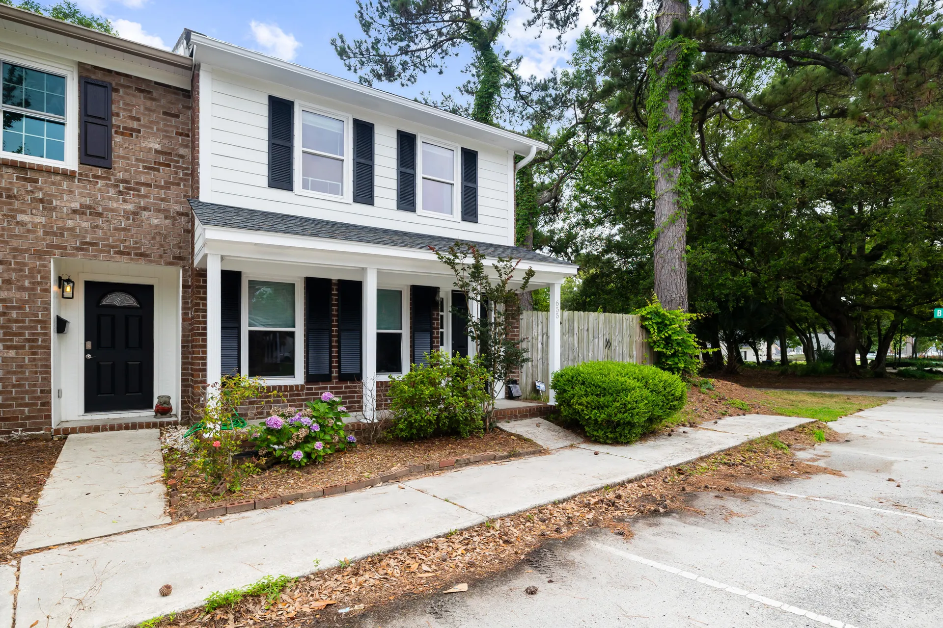 Property image 2 at 655 Swinton Court, Mount Pleasant, SC 29464