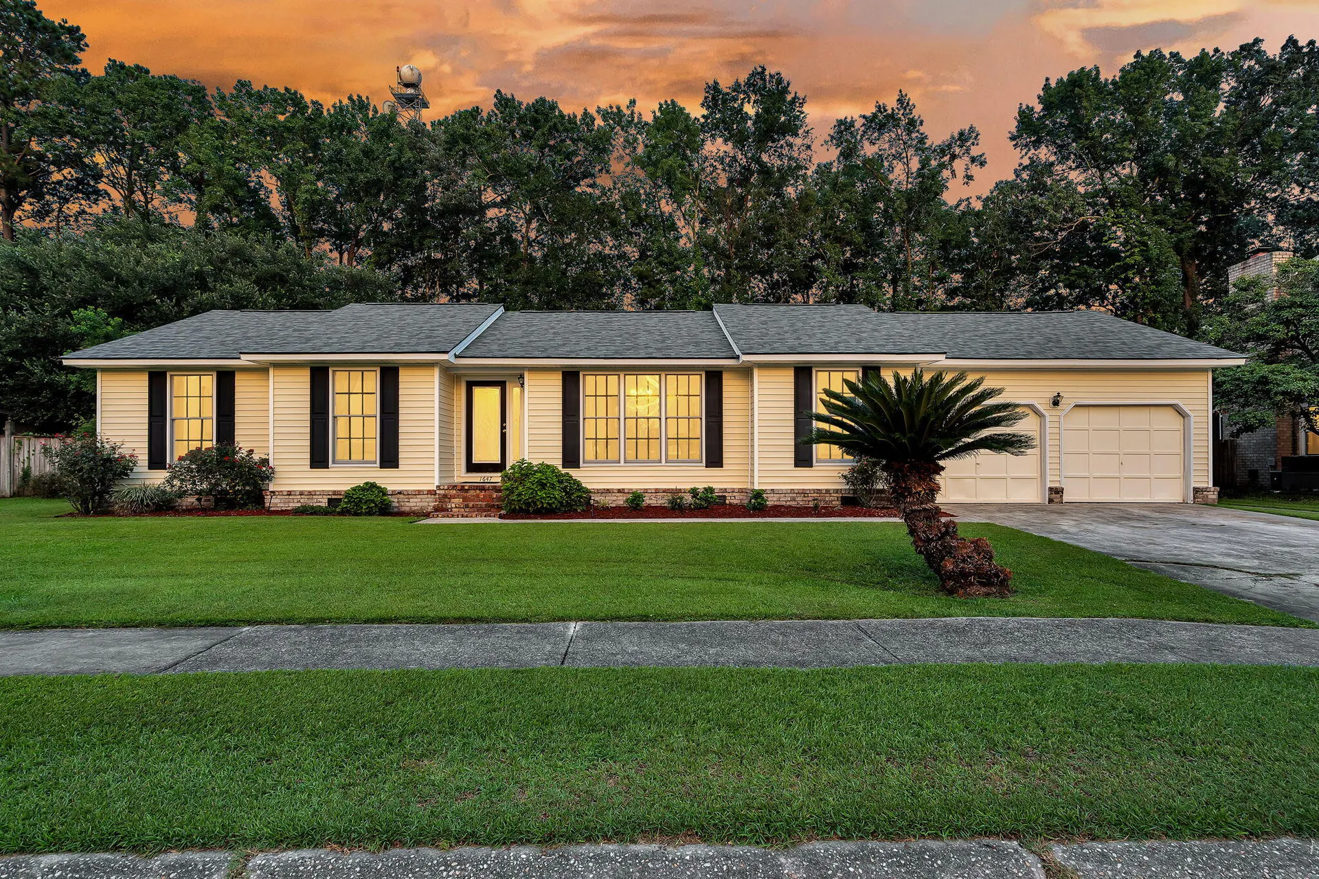 Property image 2 at 1647 Sulgrave Road, Charleston, SC 29414