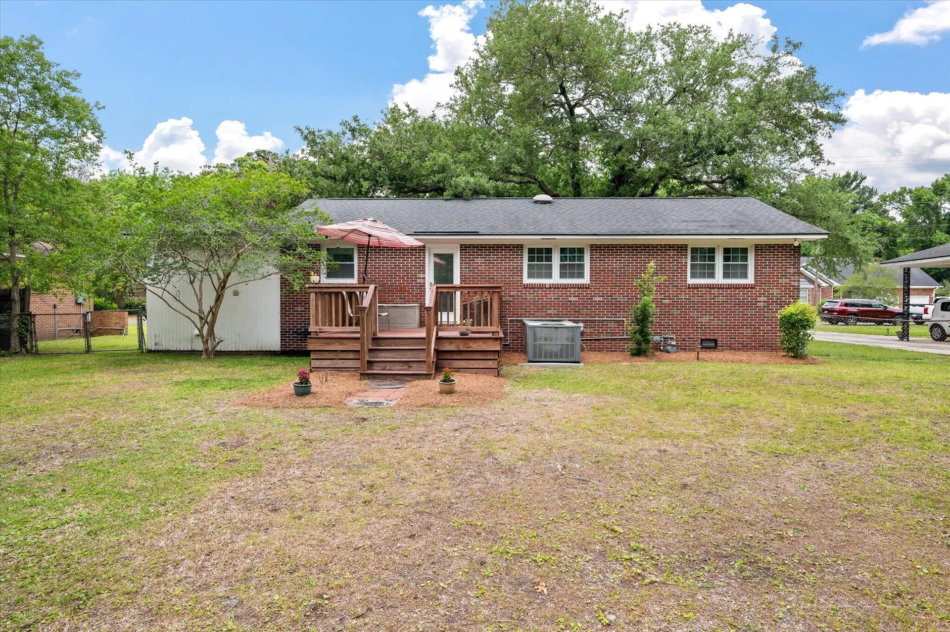 Property image 3 at 2220 Pinehurst Avenue, Charleston, SC 29414